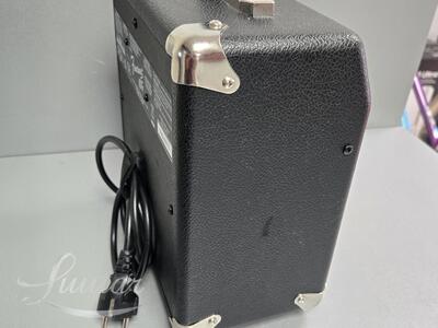 Võimendi Fender Frontman 10G
