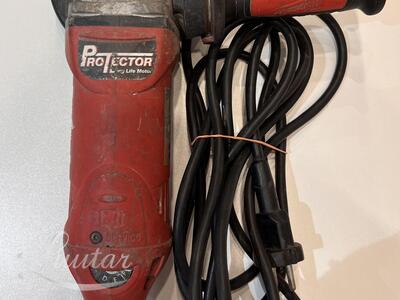 Nurklihvija Milwaukee AGV 17-125 XE