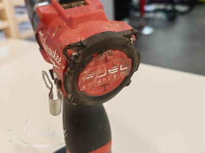 Akulööktrell Milwaukee M12 FPD2