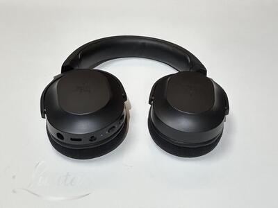Kõrvaklapid Razer Barracuda X