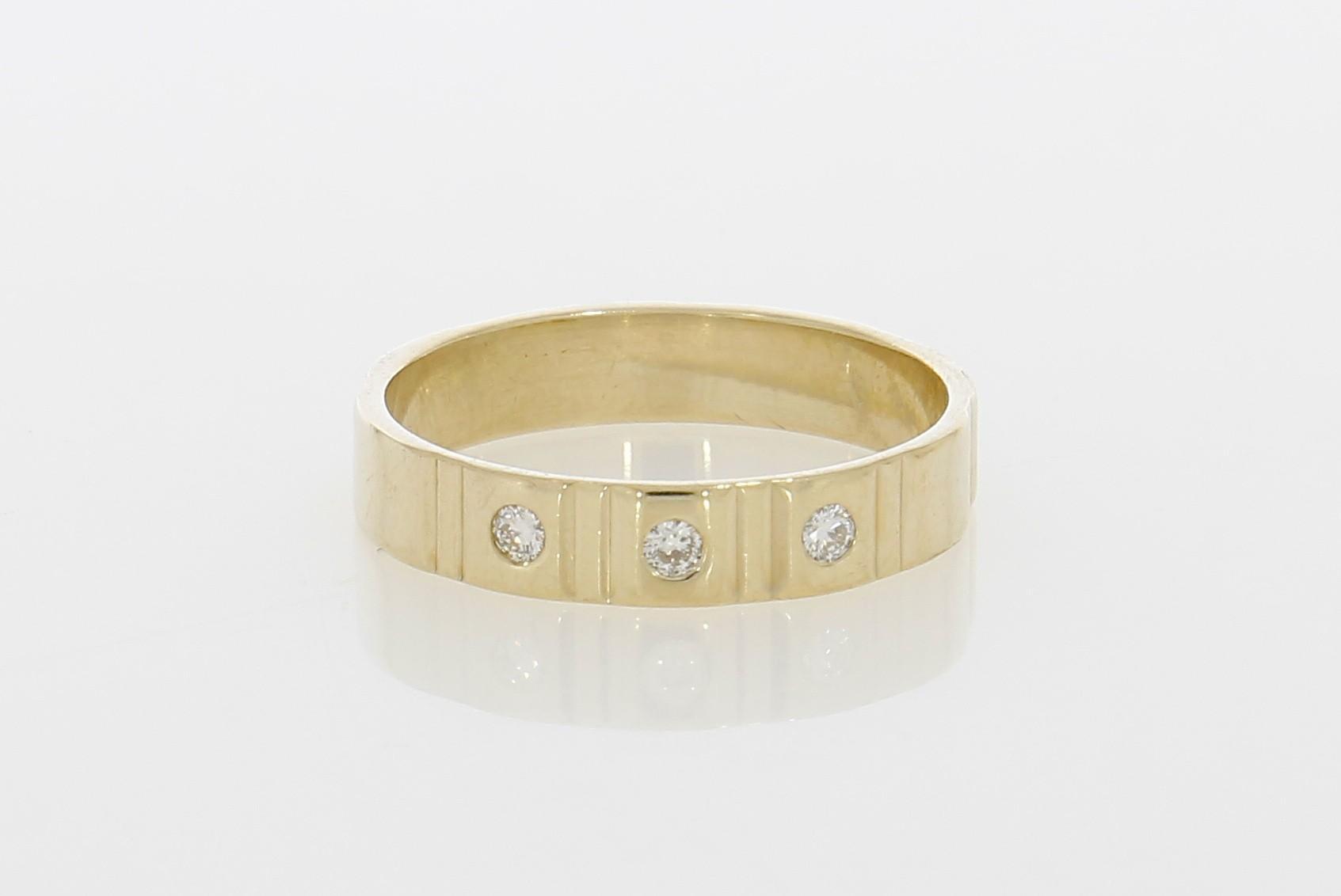 Tootefoto - Kuldsõrmus 585* Briljandid