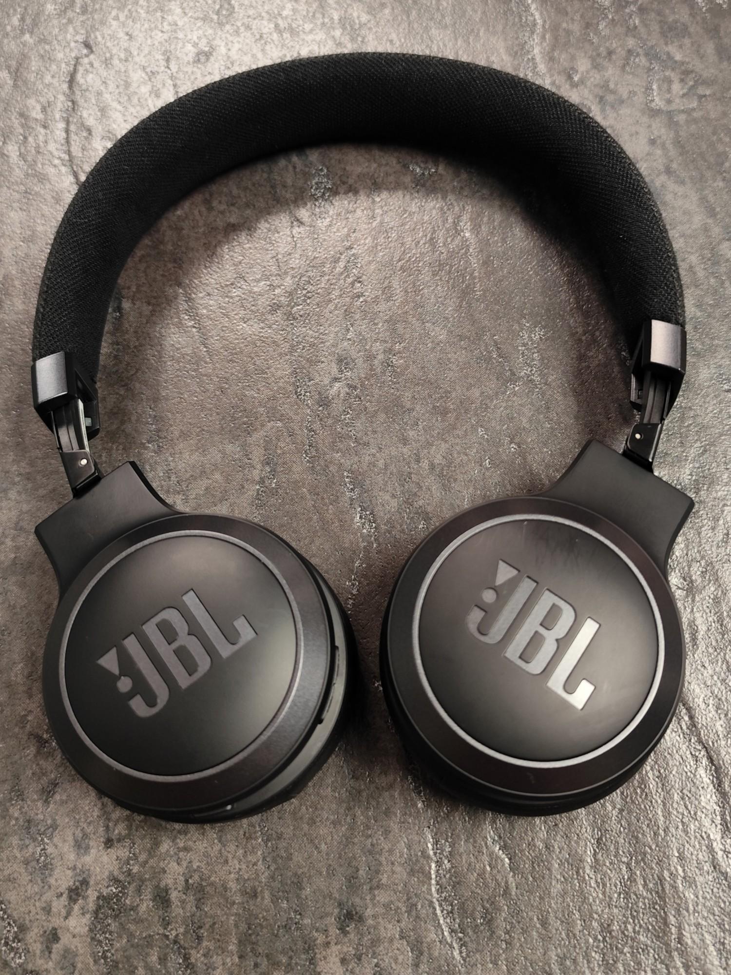 Tootefoto - Kõrvaklapid JBL Live 670NC