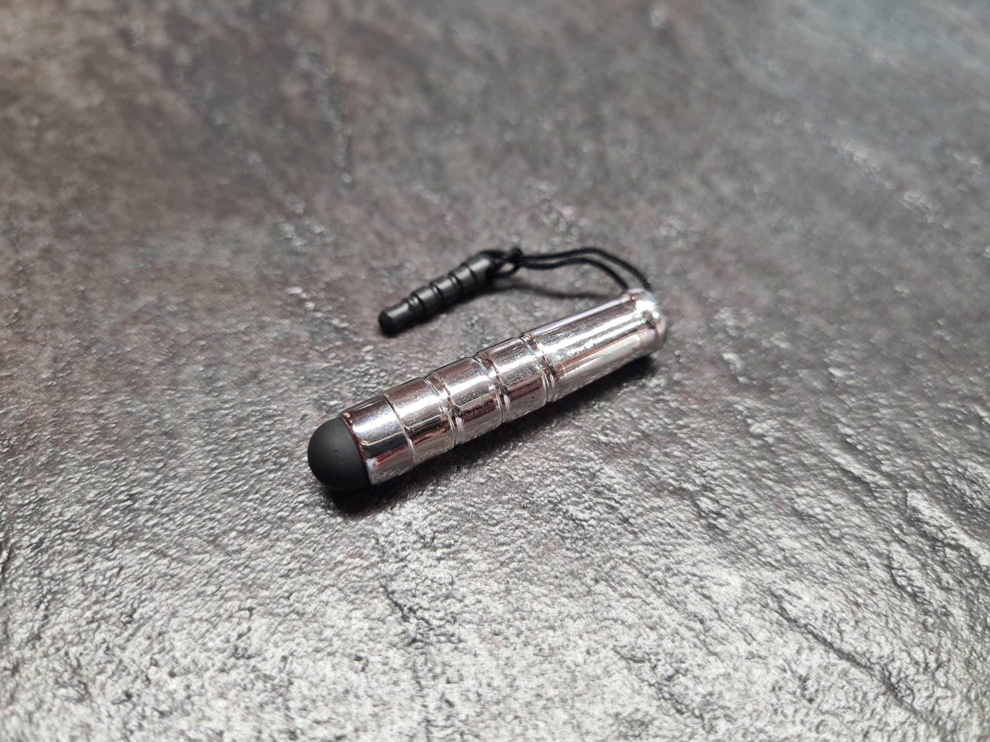 Tootefoto - Puutepliiats Stylus silver