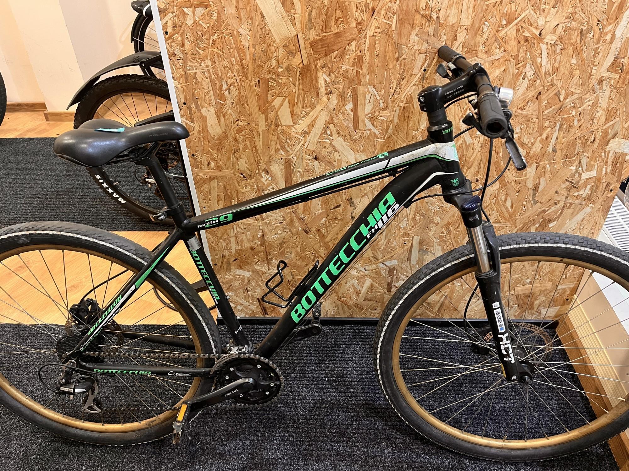 Tootefoto - Jalgratas Bottecchia fx 116