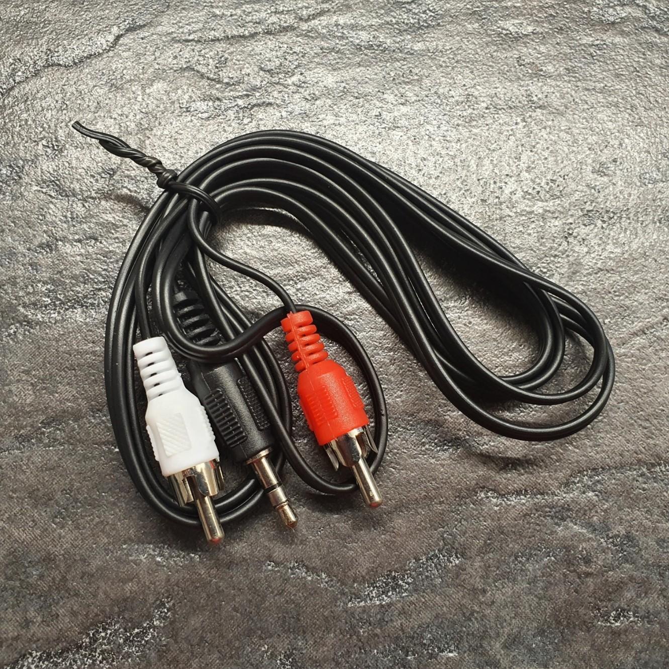 Tootefoto - Juhe AUX Jack 3