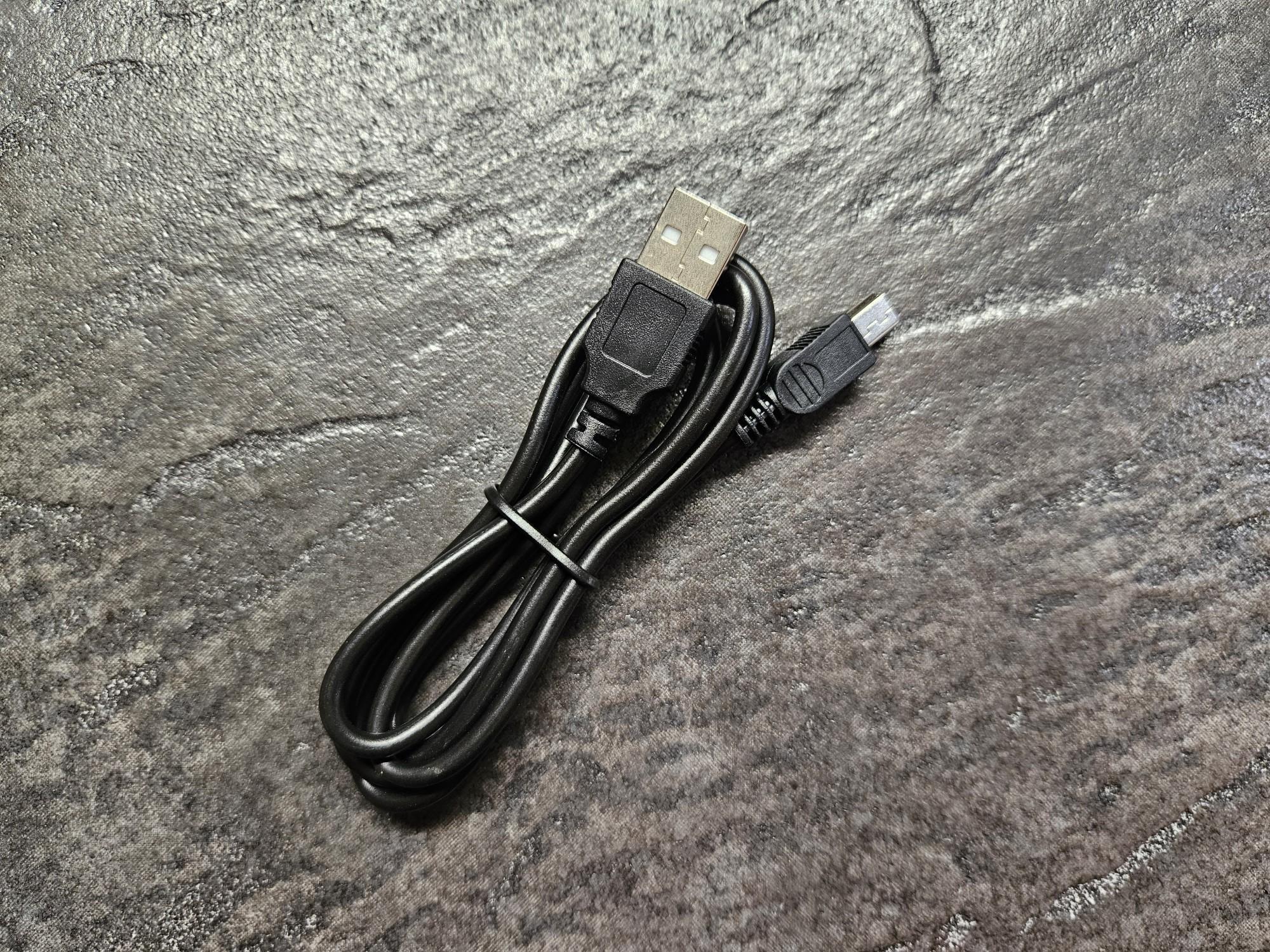 Tootefoto - Juhe Nokia DKE-2 miniUSB