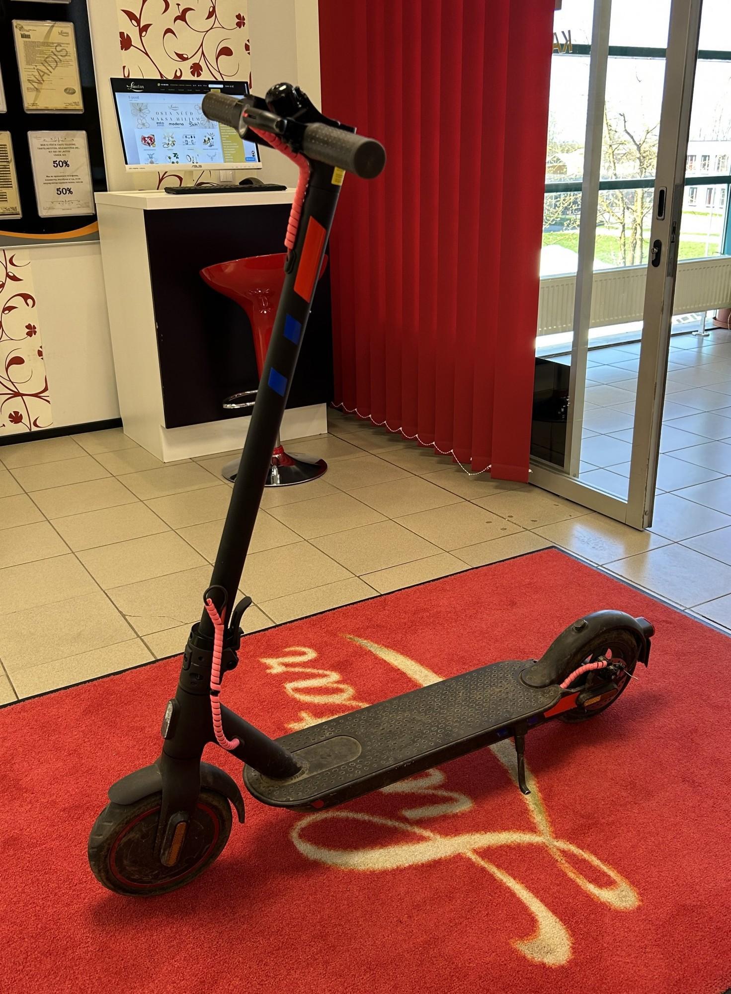 Tootefoto - Elektritõukeratas Xiaomi Mi Pro 2