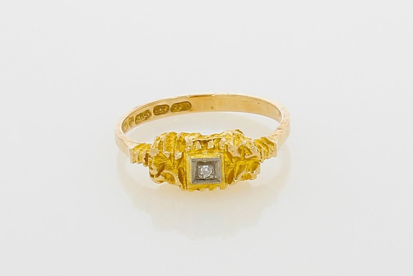 Tootefoto - Kuldsõrmus 585* Briljant!