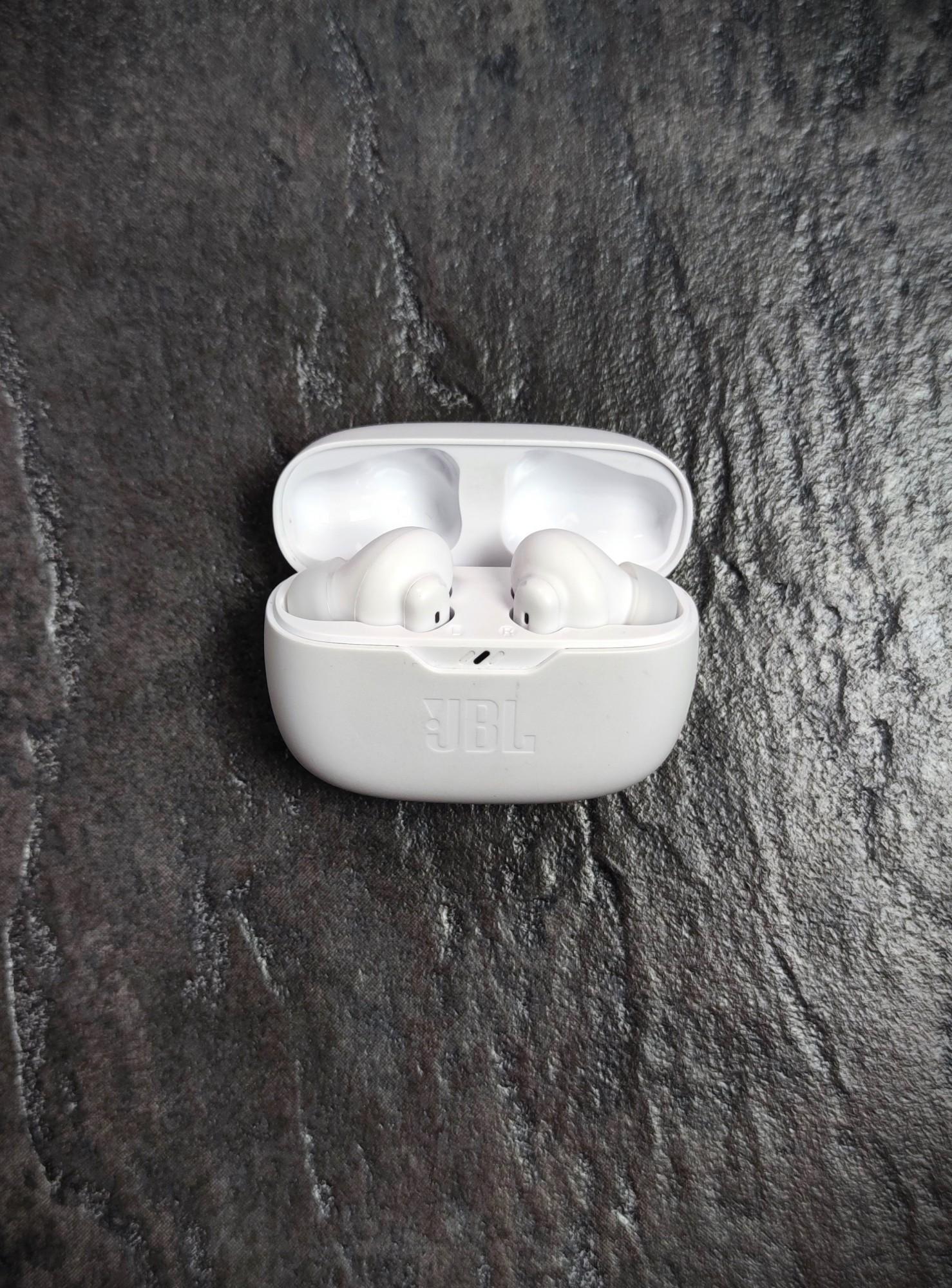 Tootefoto - Kõrvaklapid JBL Vibe Beam 2