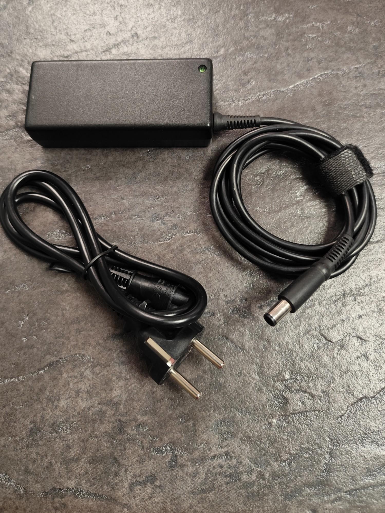 Tootefoto - Laadija Dell DA65NM111-00