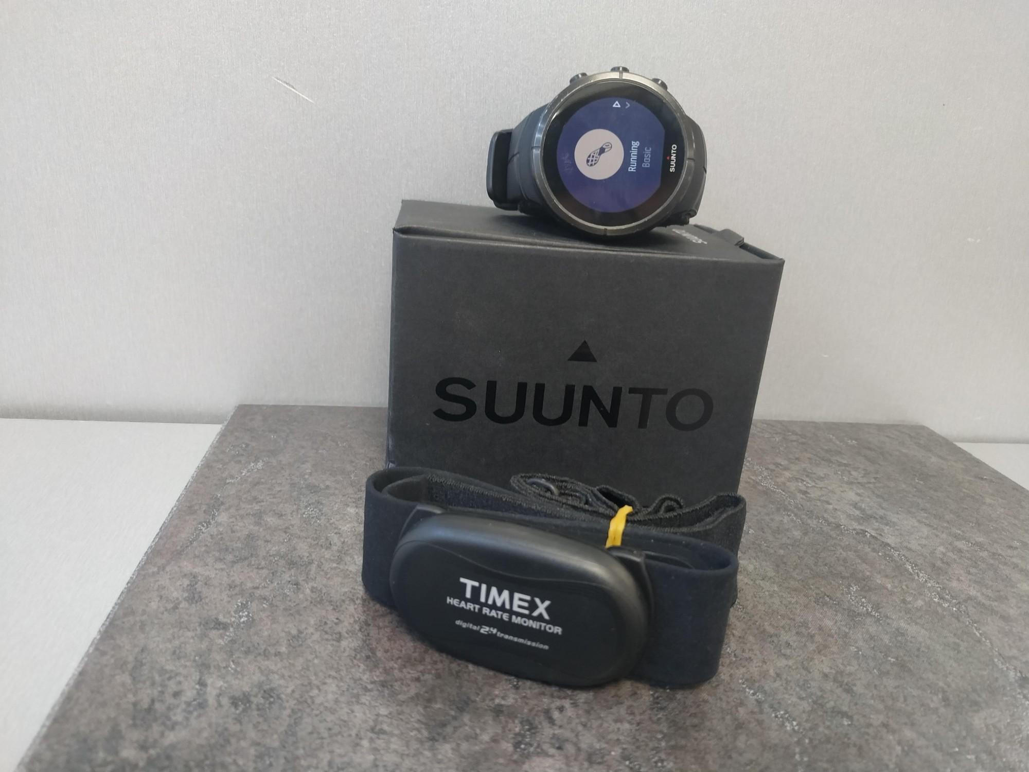 Tootefoto - Spordikell Suunto Spartan Ultra HR