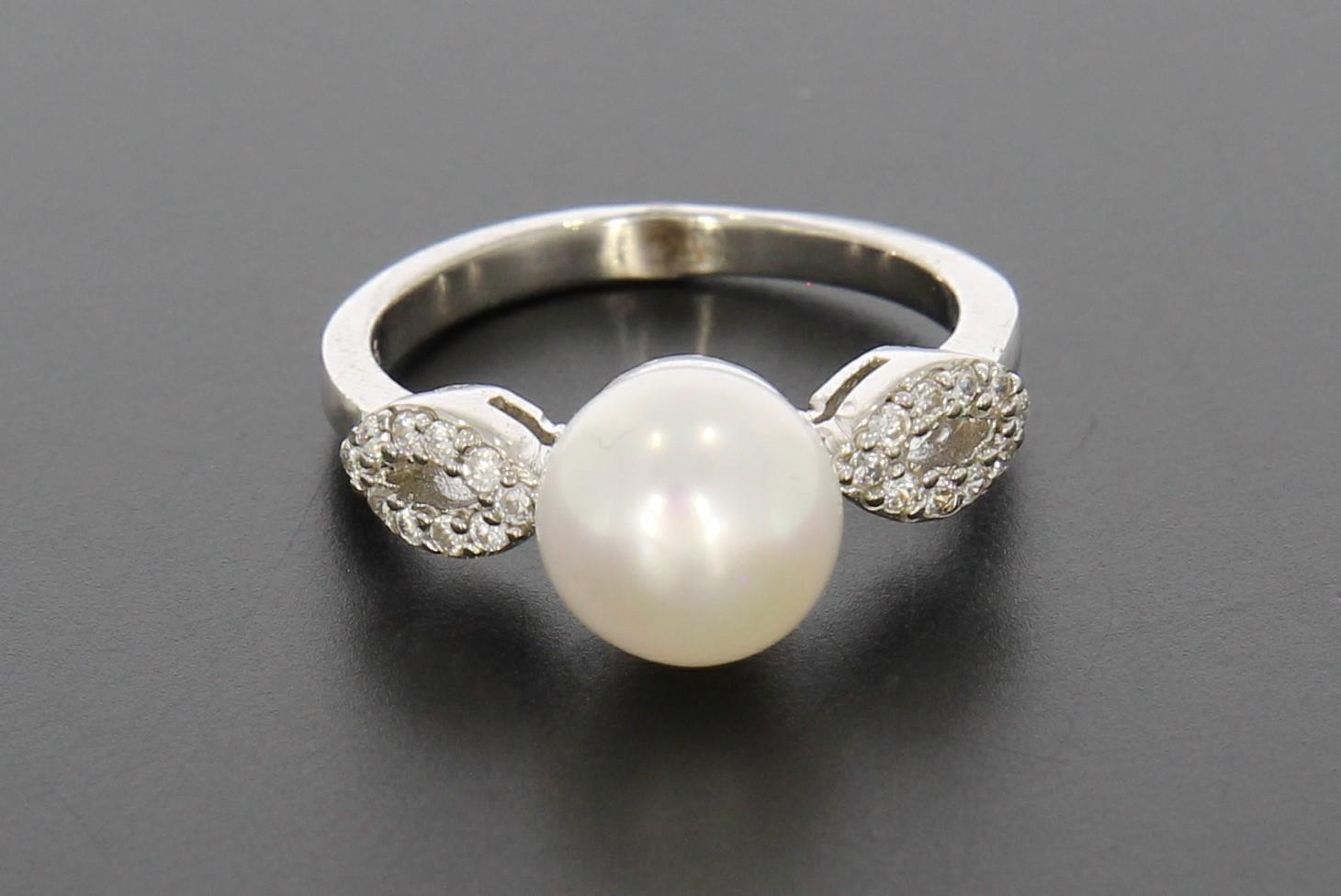 Tootefoto - Hõbesõrmus 925*