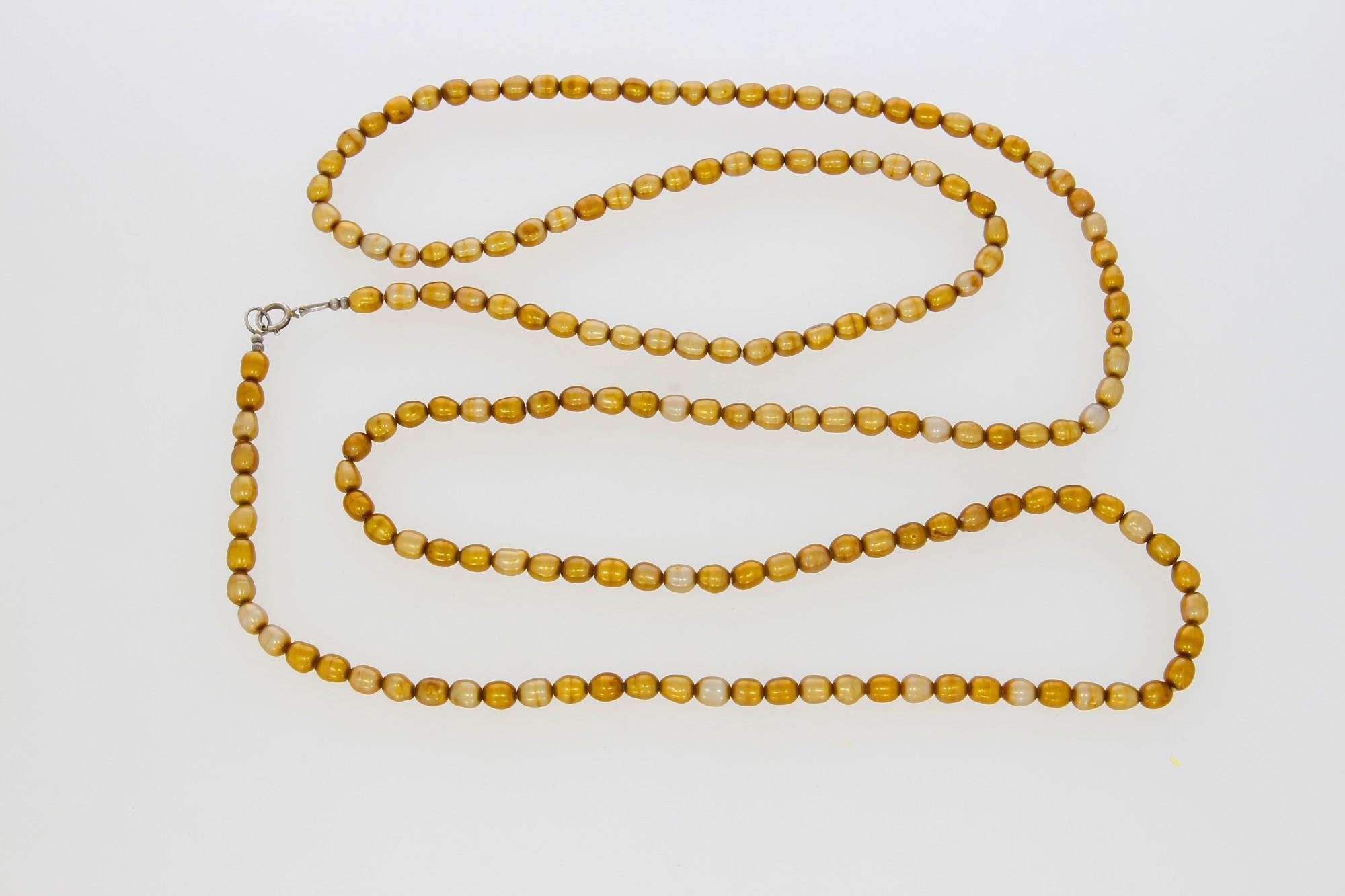 Tootefoto - Kaelakett Pärlid