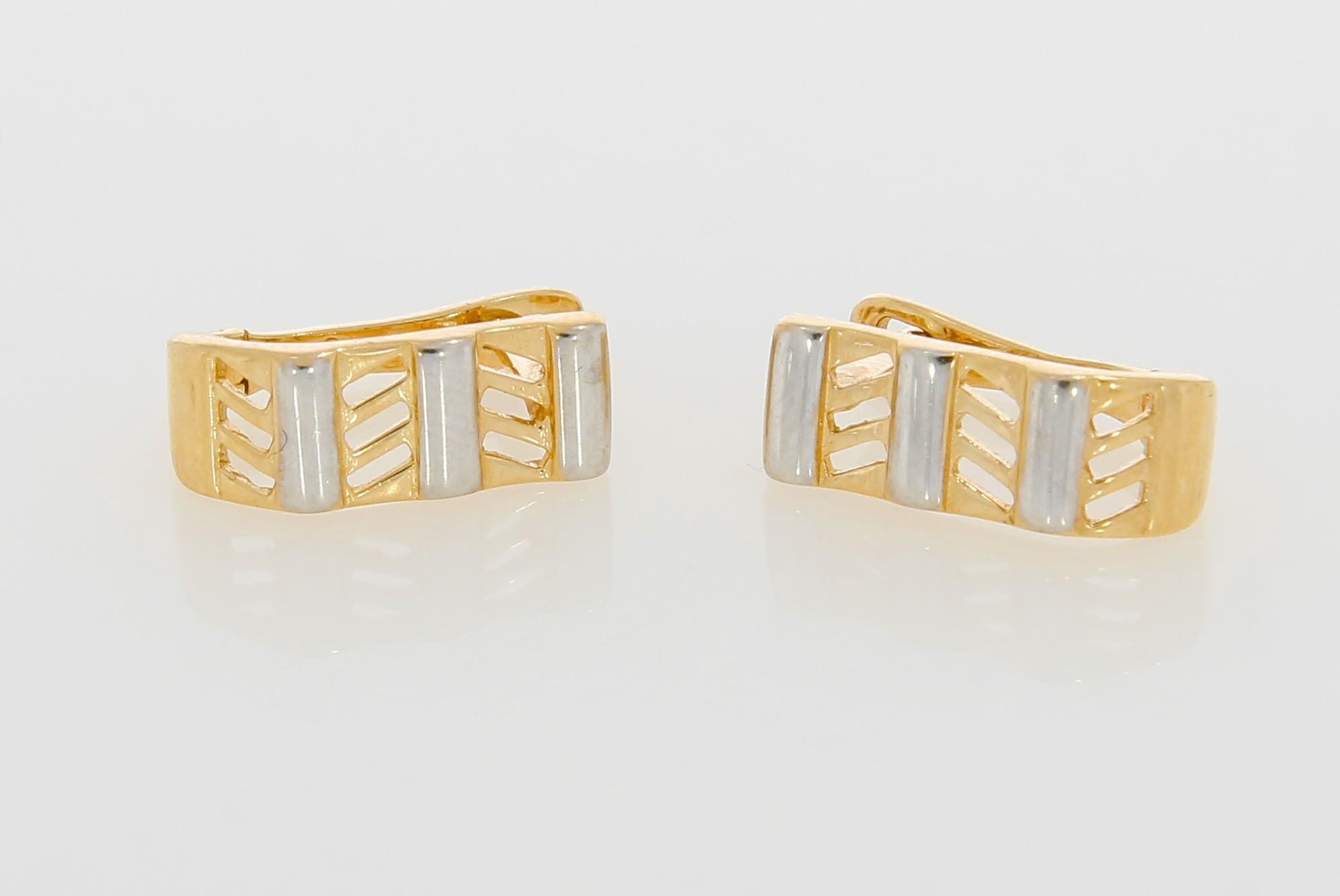 Tootefoto - Kuldkõrvarõngad 585*