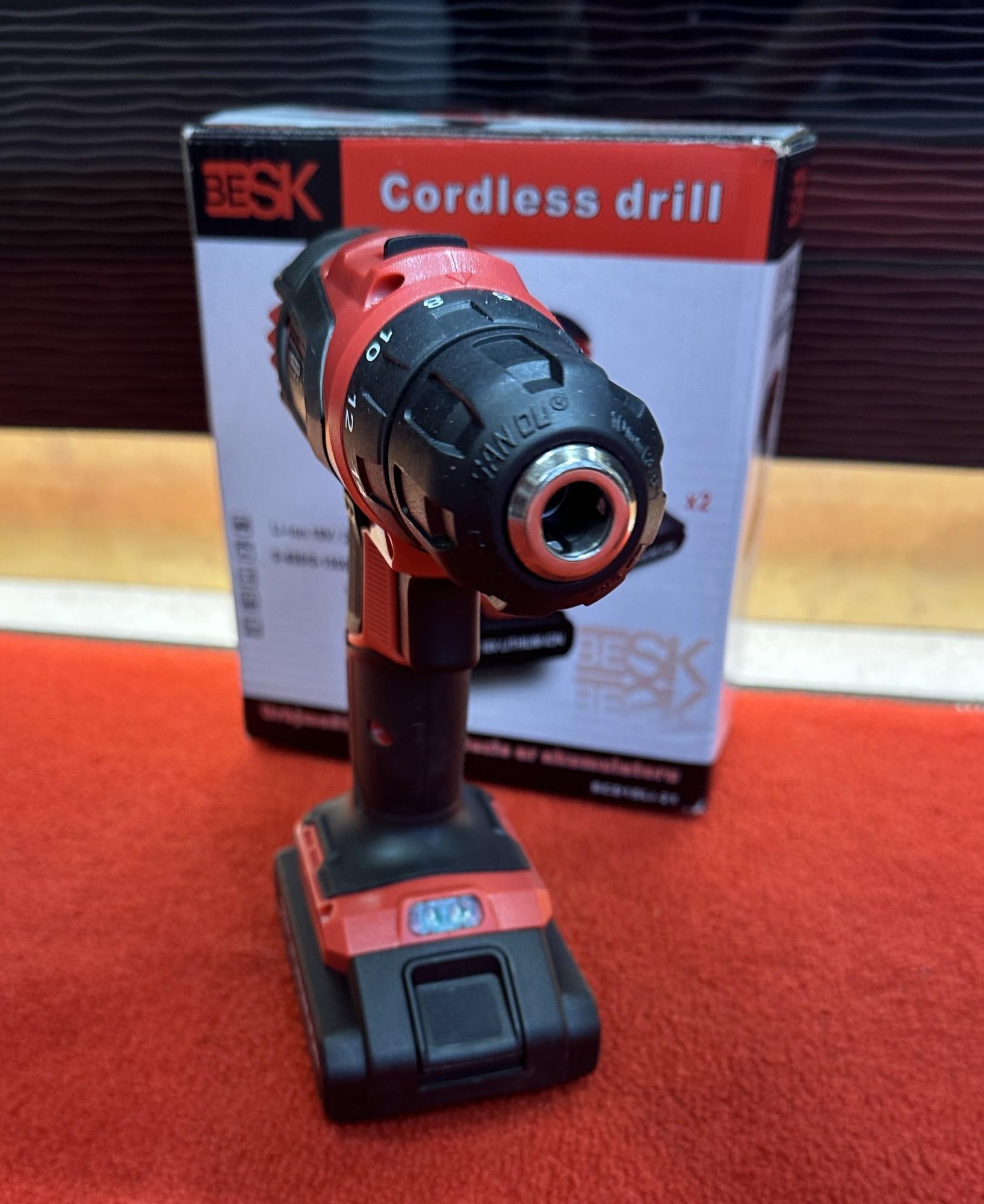 Tootefoto - Akutrell-kruvikeeraja BESK BCD18Li-21