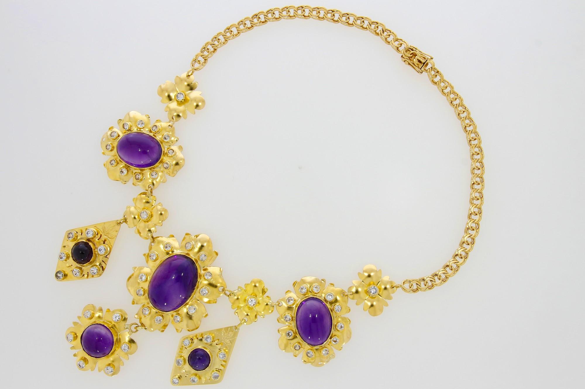 Tootefoto - Kuldkaelakett 750*