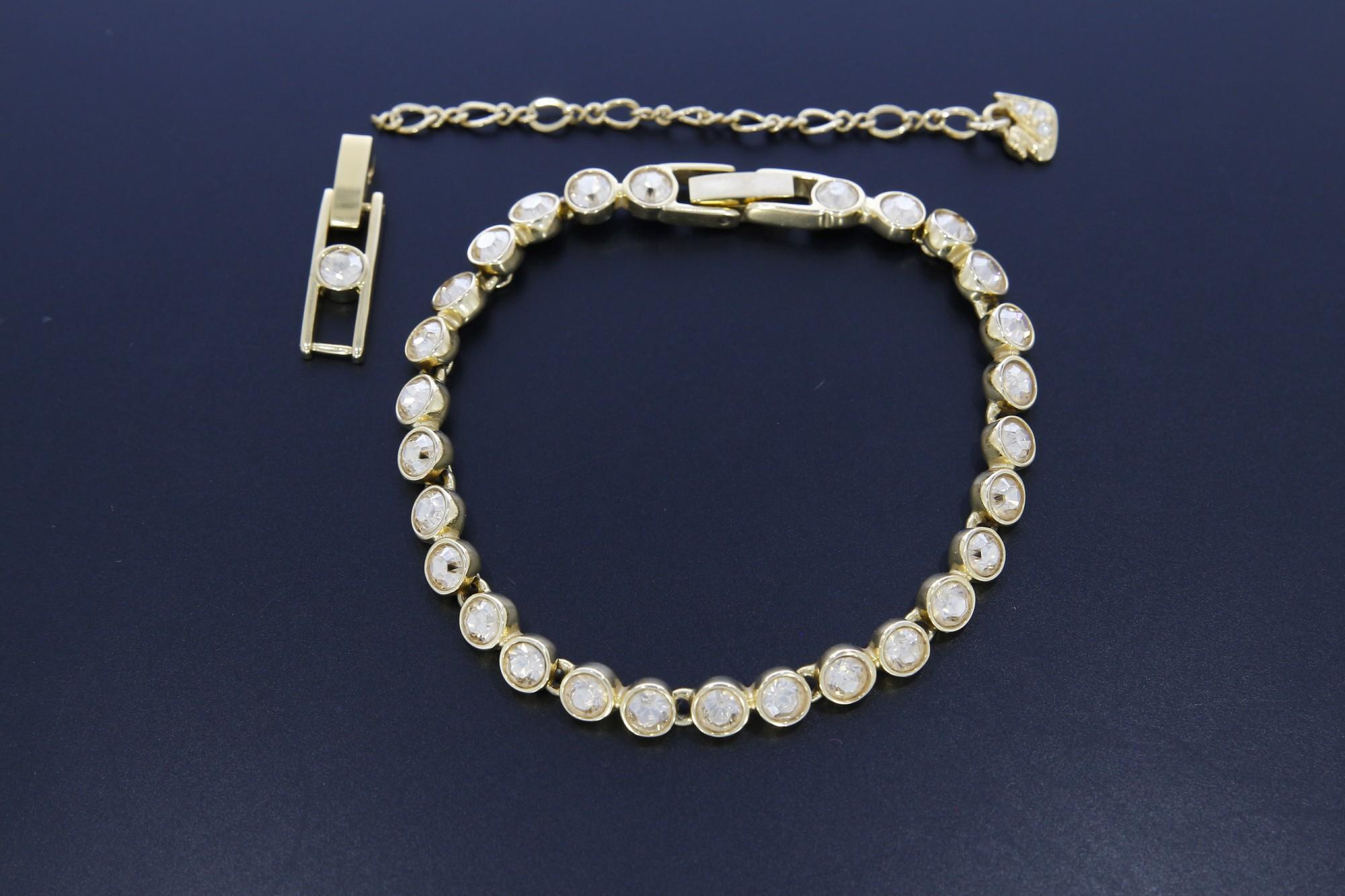 Tootefoto - Käekett Swarovski