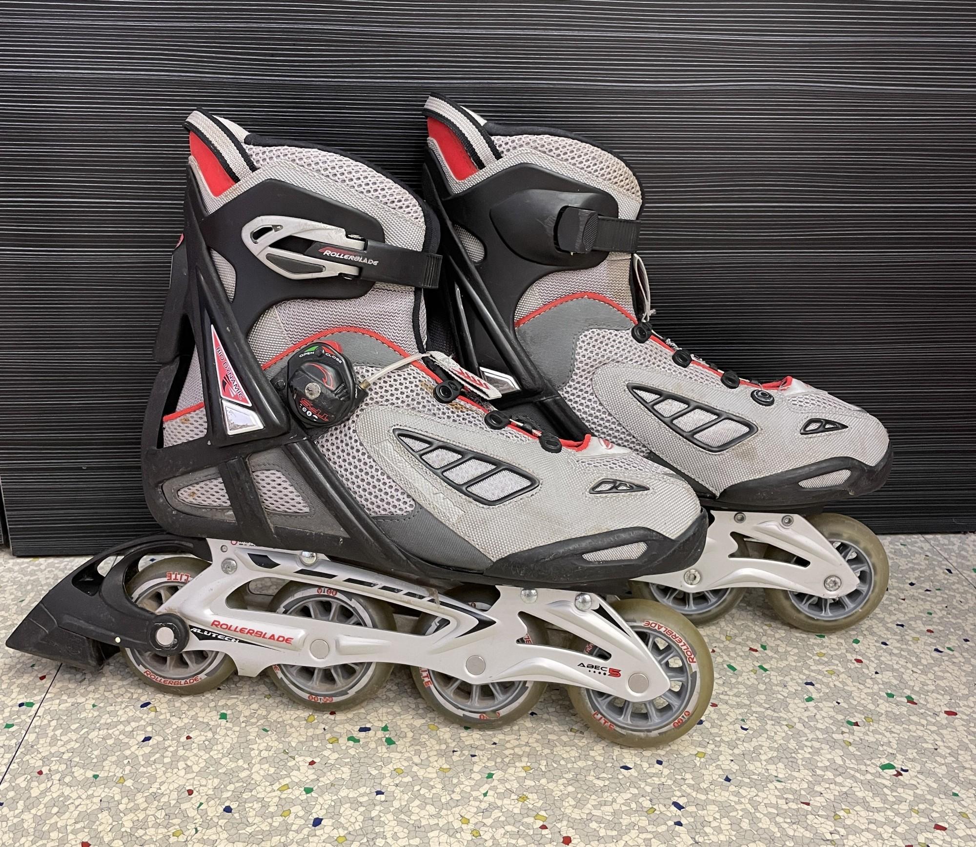 Tootefoto - Rulluisud Rollerblade Astro 6