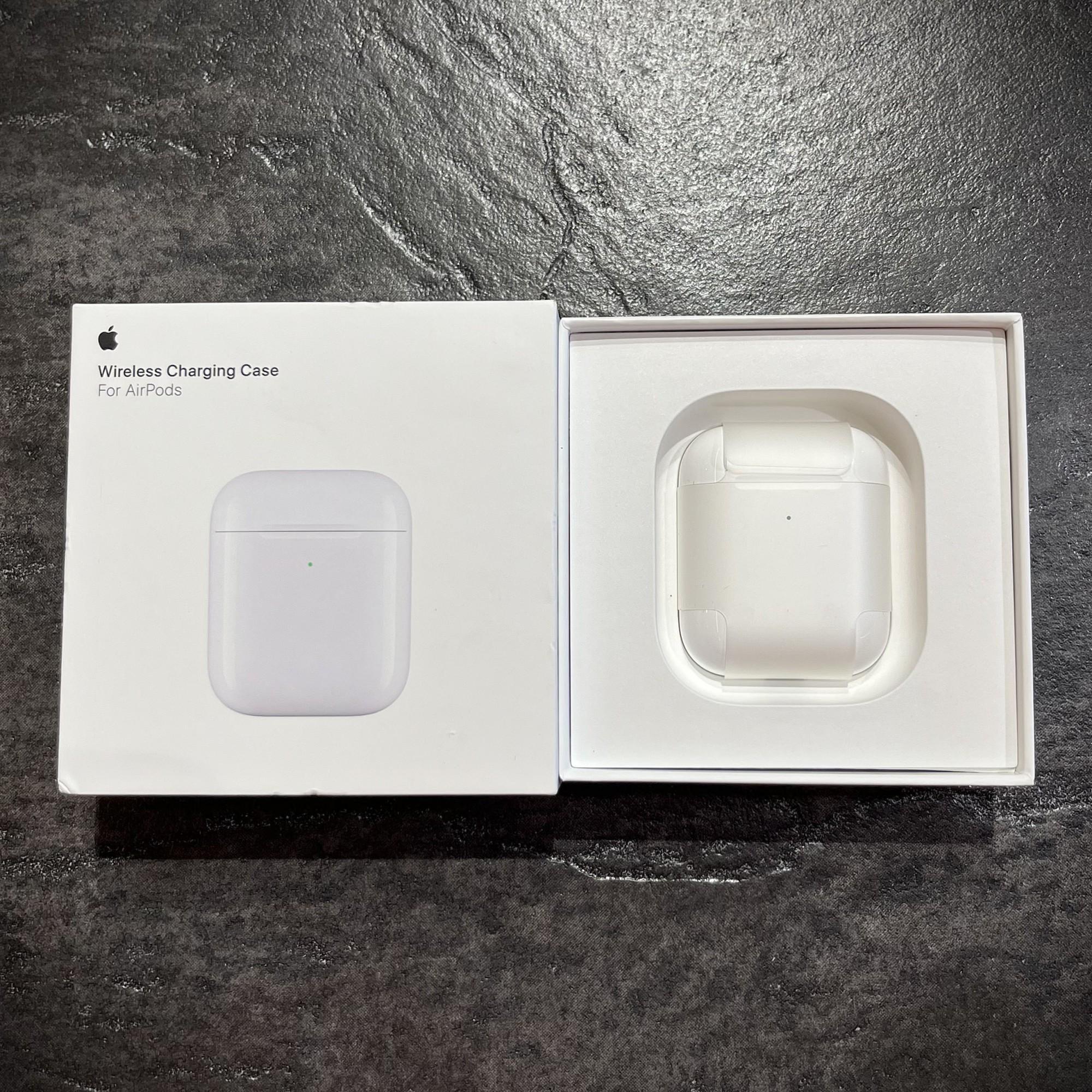 Tootefoto - Kõrvaklappide laadimiskarp Apple A1938