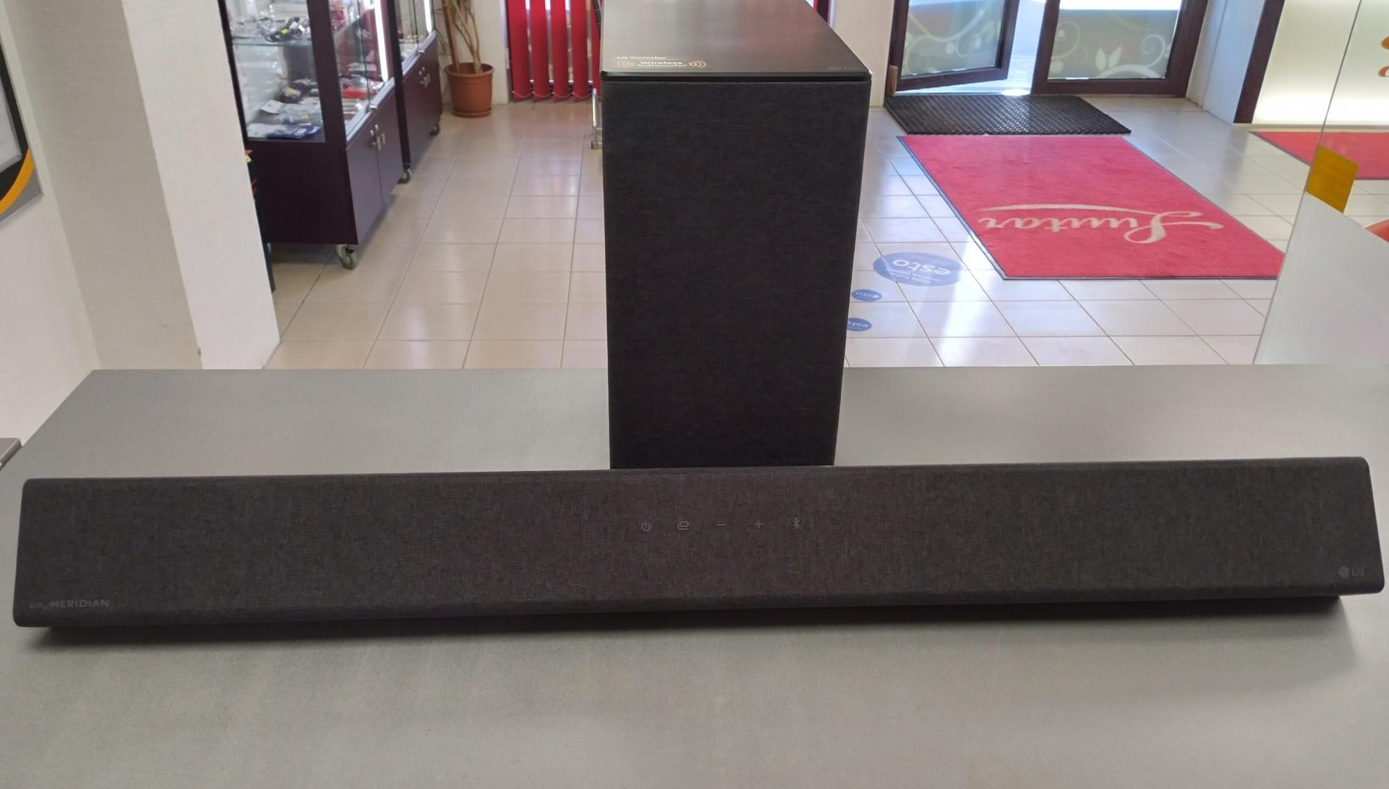 Tootefoto - Kodukino LG SP7