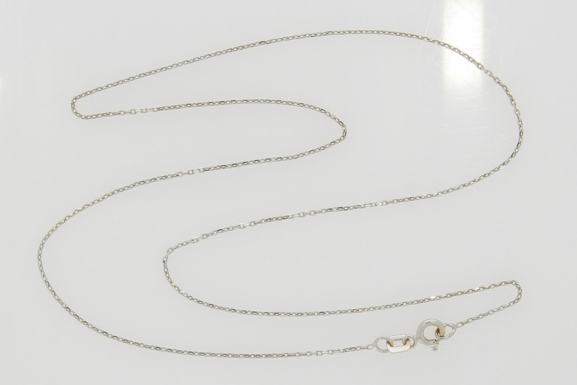 Tootefoto - Kuldkaelakett 585*