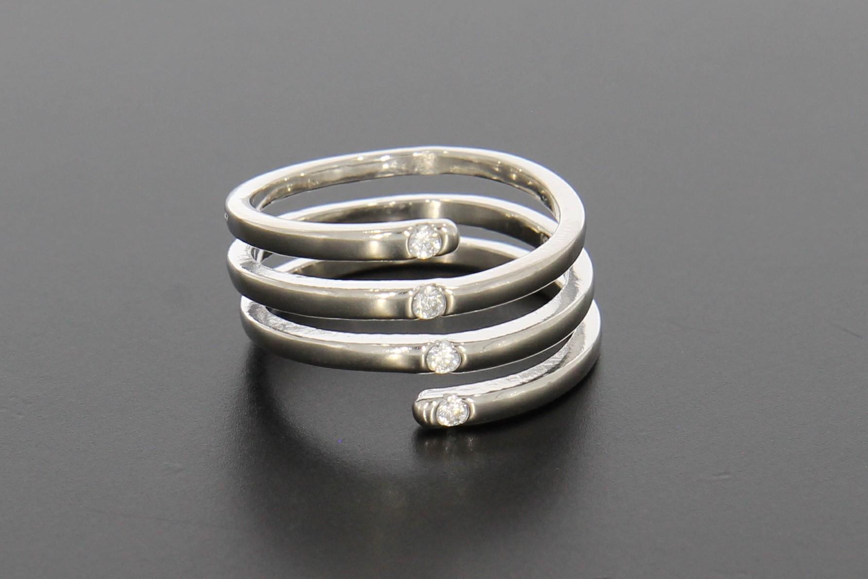 Tootefoto - Hõbesõrmus 925*