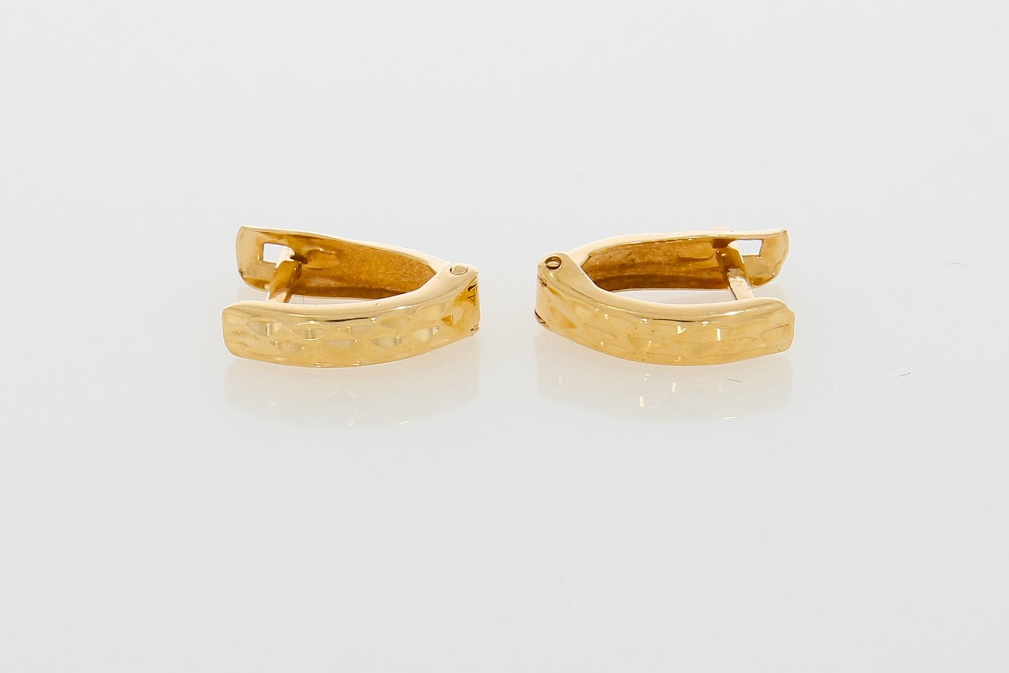 Tootefoto - Kuldkõrvarõngad 585*