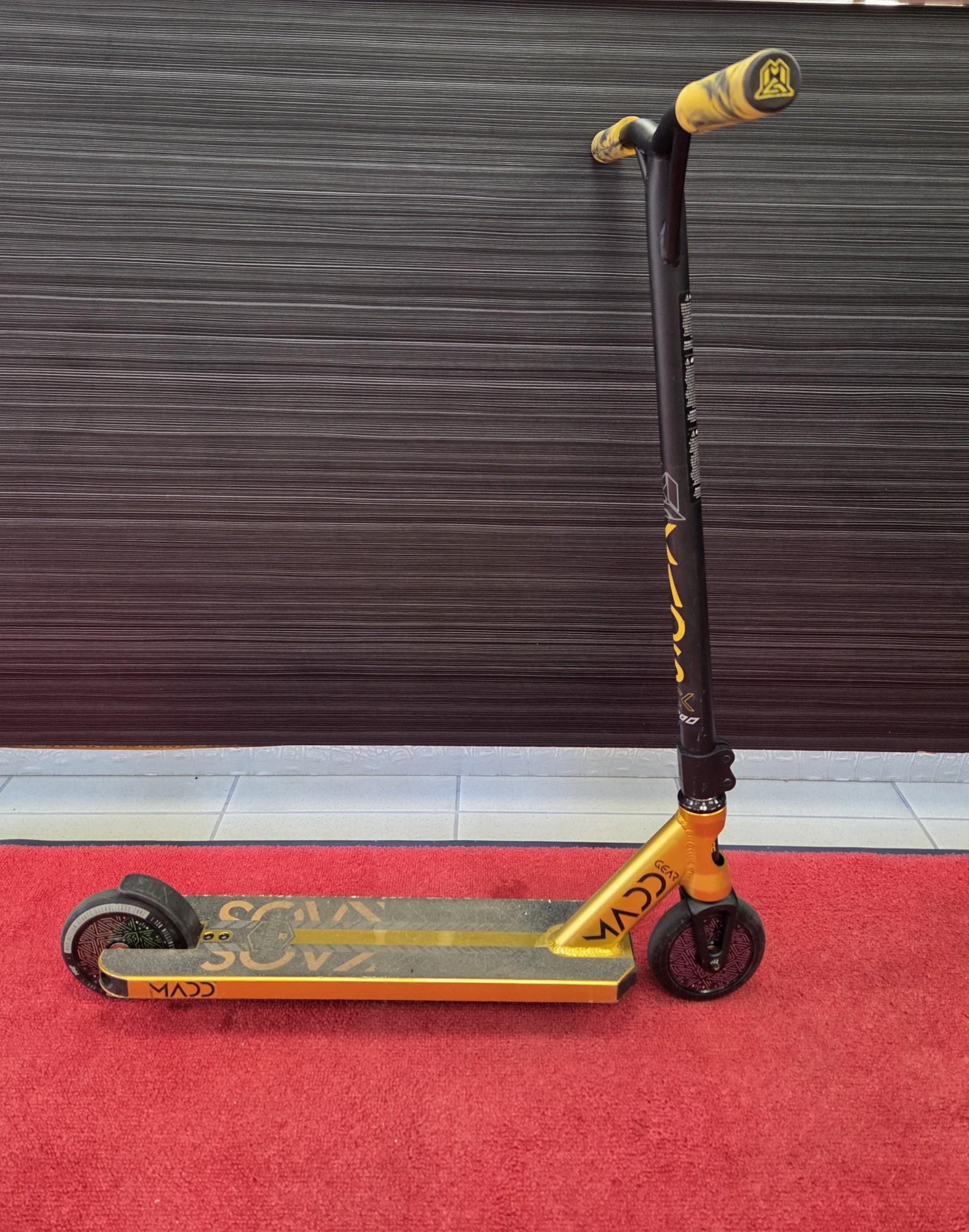 Tootefoto - Tõukeratas Madd Gear (MGP)VX