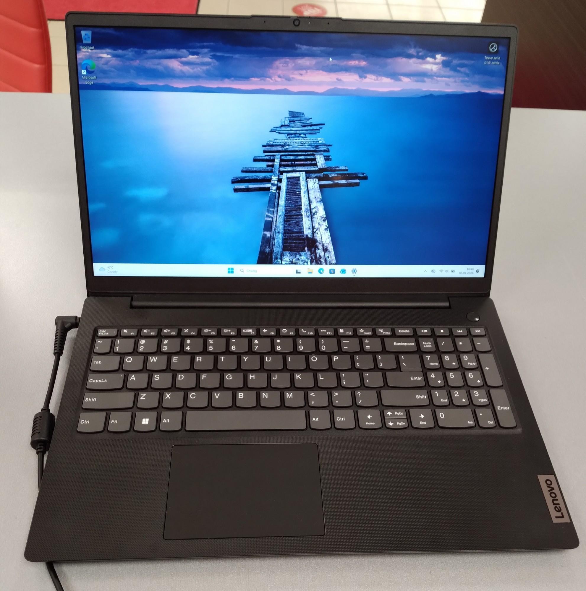 Tootefoto - Sülearvuti Lenovo V15 G4 IRU