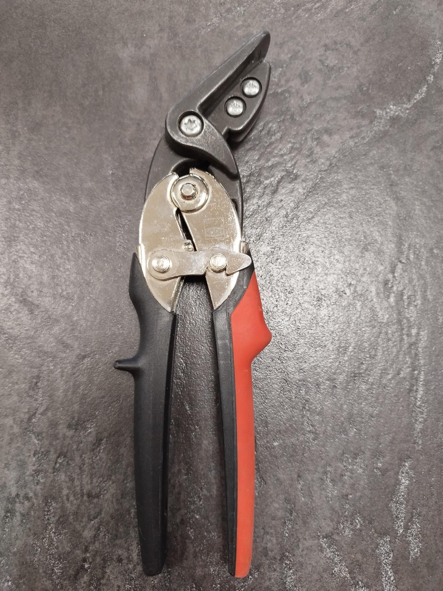 Tootefoto - Pakkelindi käärid Bessey D123S