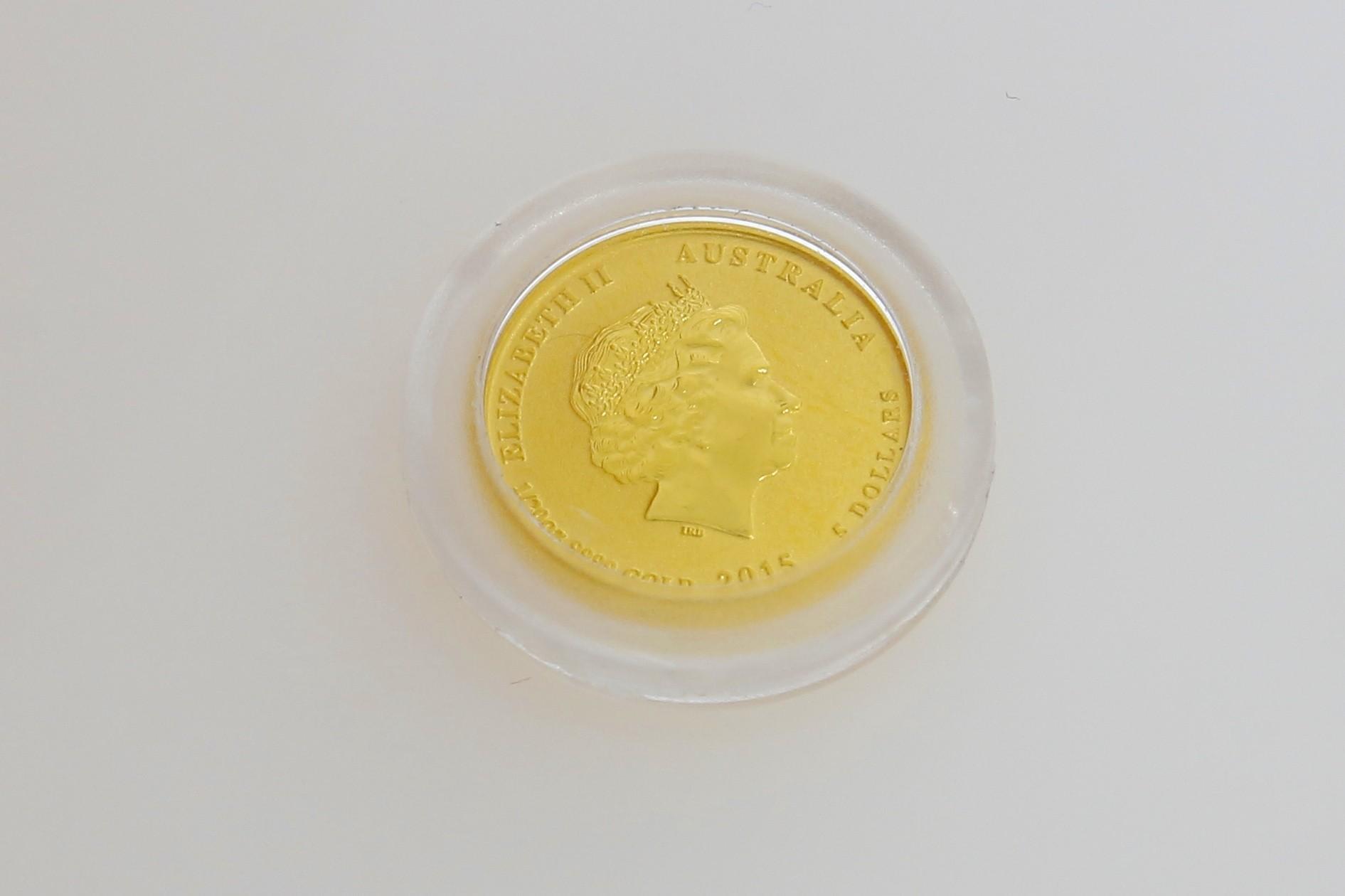 Tootefoto - Kuldmünt Elizabeth II 5 Dollars 999*