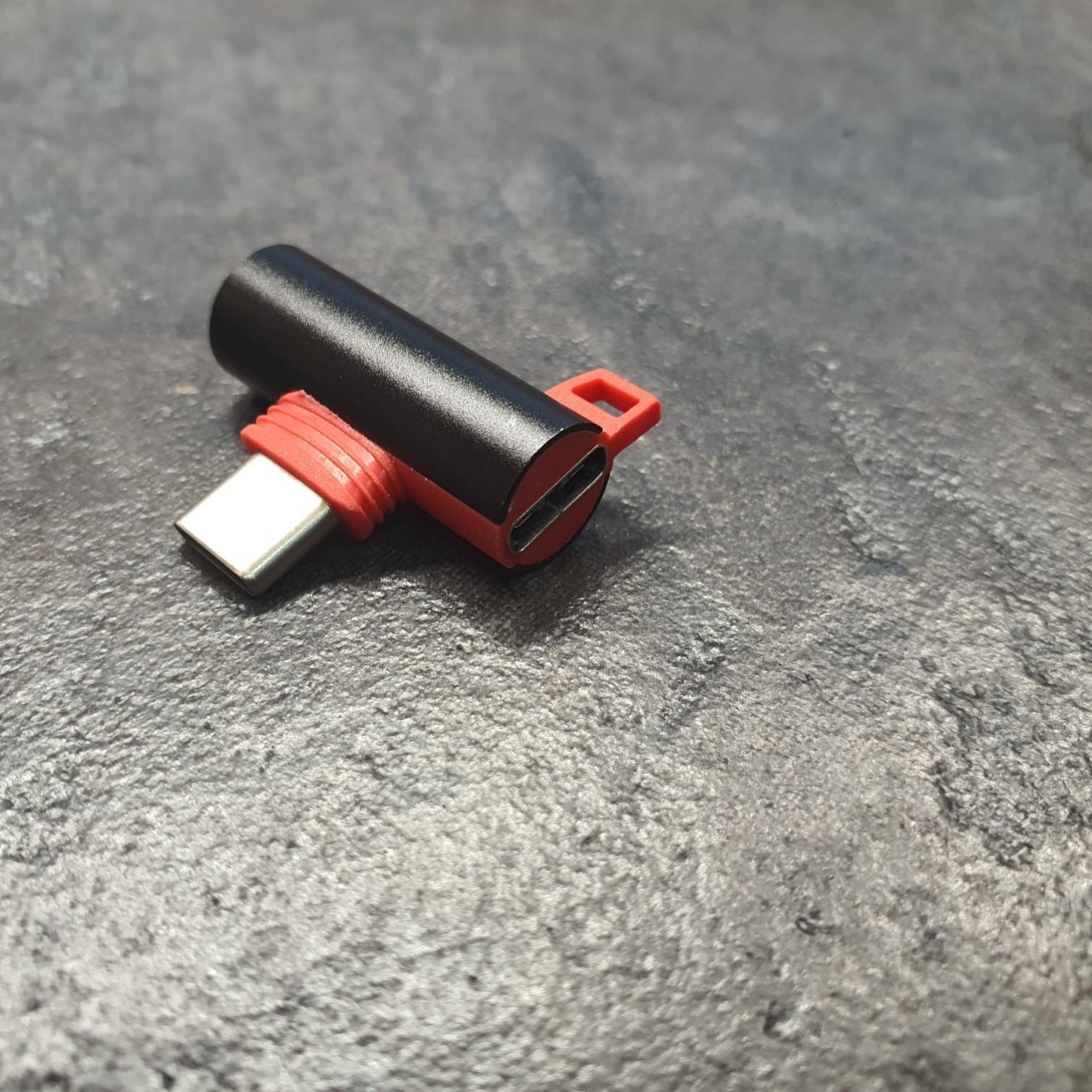 Tootefoto - Üleminek USB Type-C → HF/USB Type-C