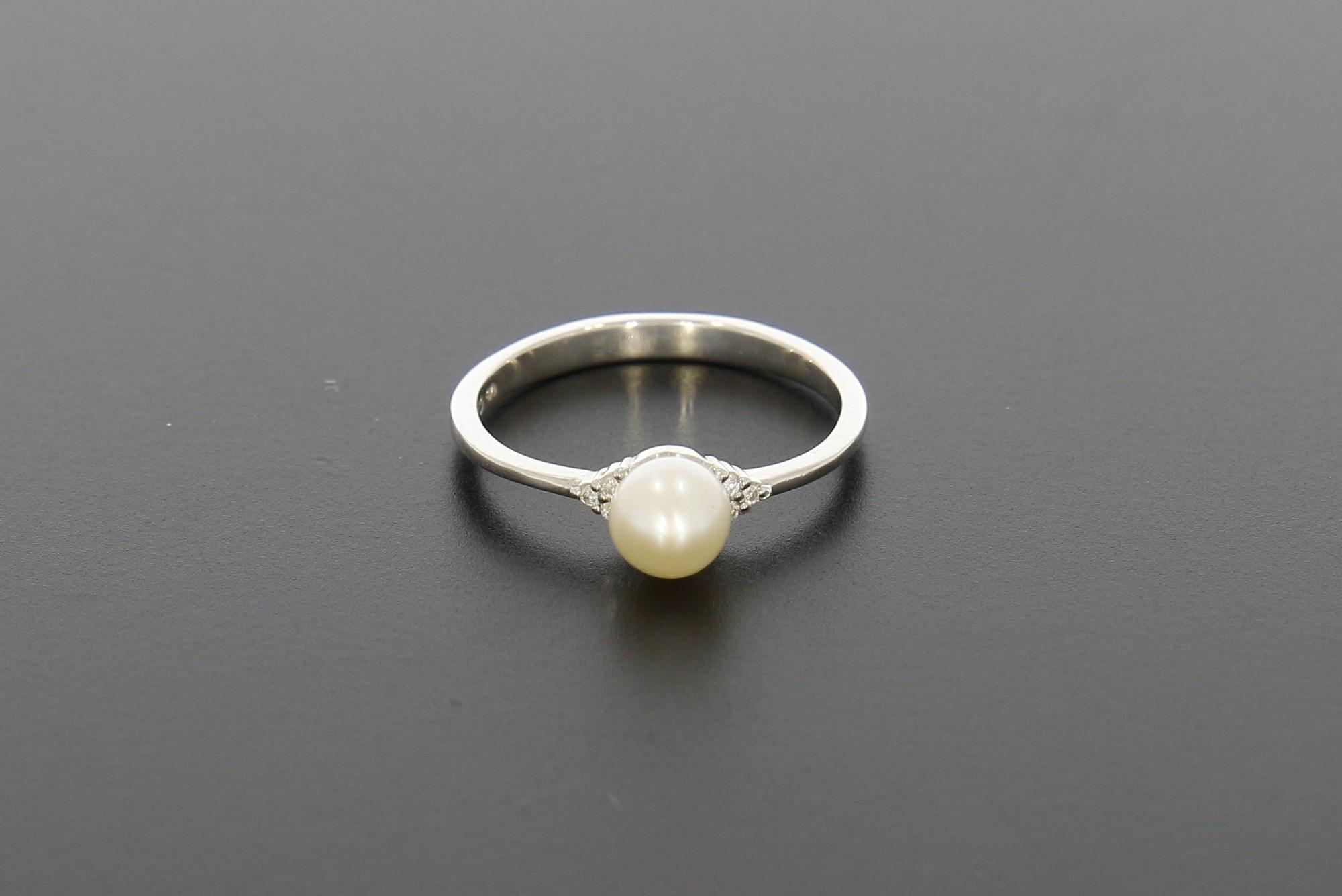 Tootefoto - Hõbesõrmus 925* Teemantid 0,03ct +pärl! Golden Silver J