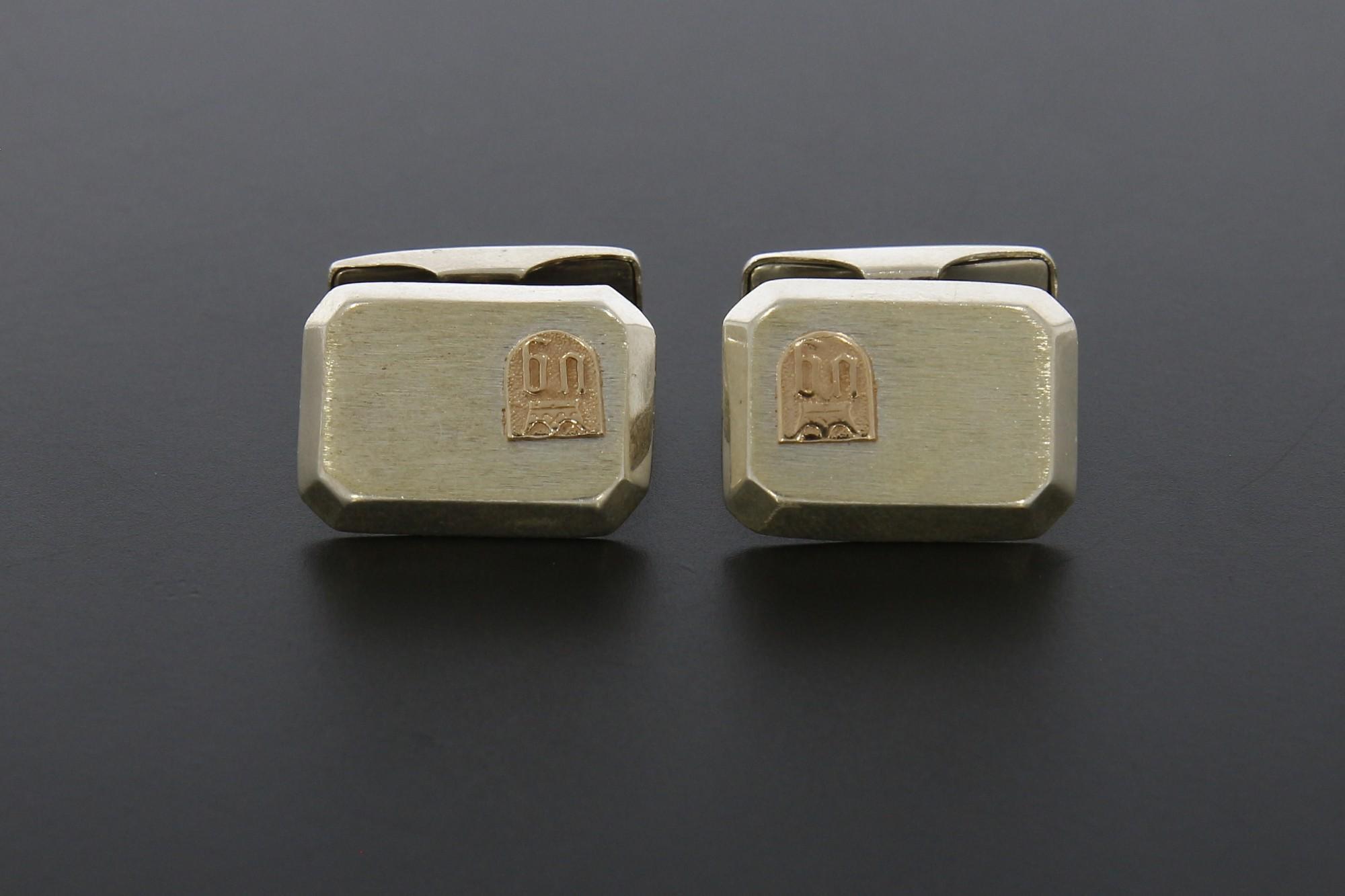 Tootefoto - Hõbe mansetinööbid 830*