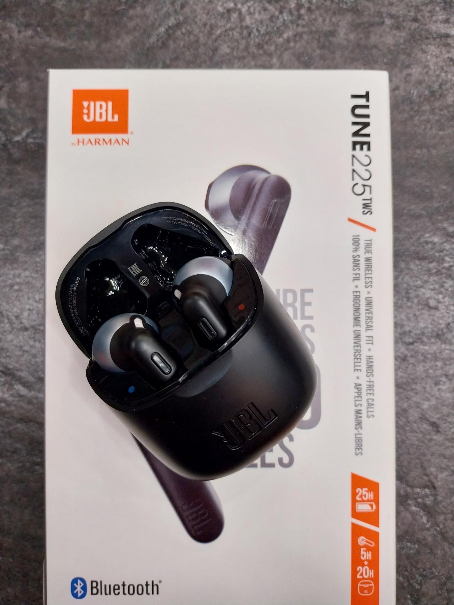 Tootefoto - Juhtmevaba kõrvaklapid JBL Tune 225tws