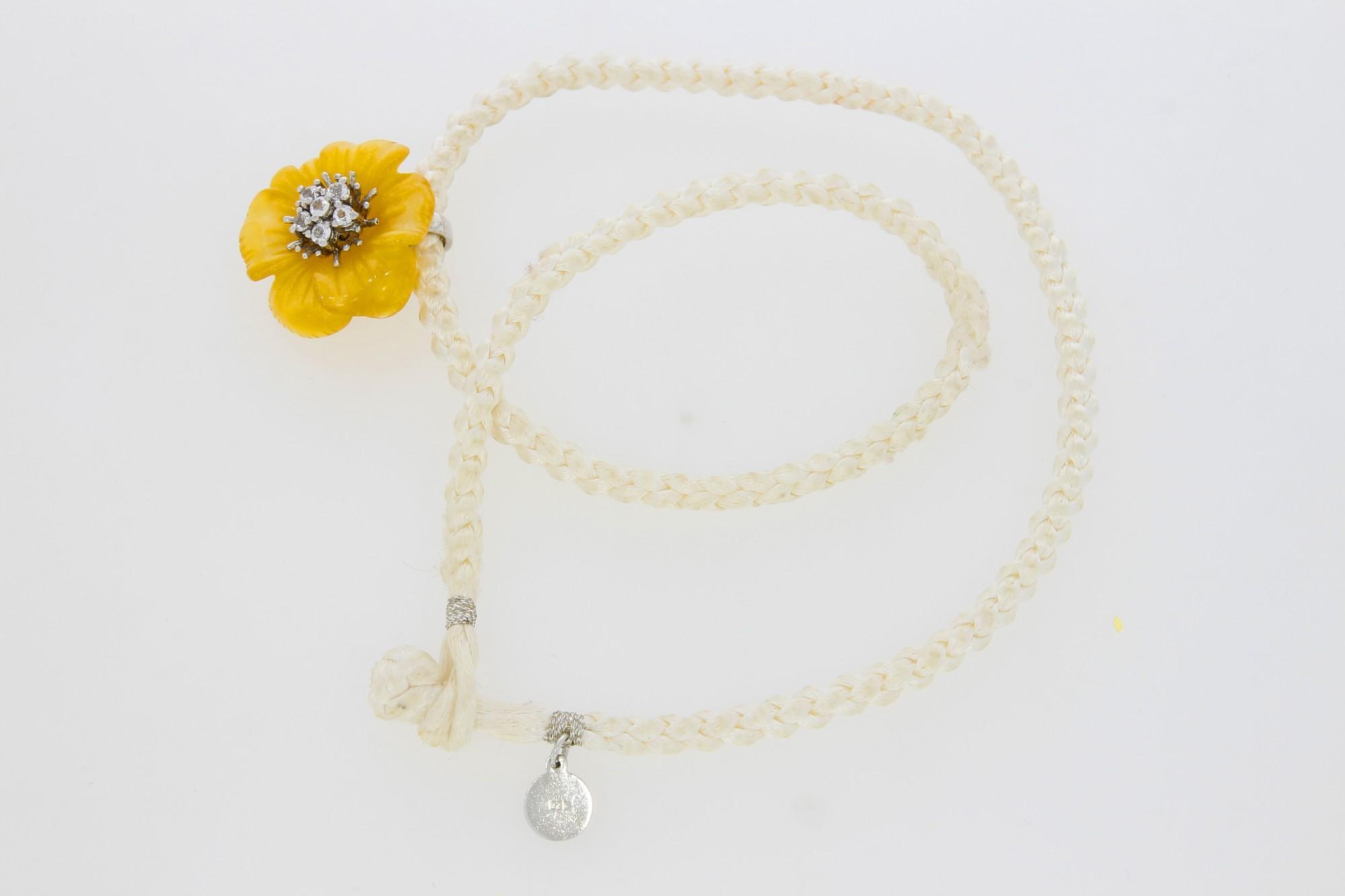 Tootefoto - Kaelakett + Kulon