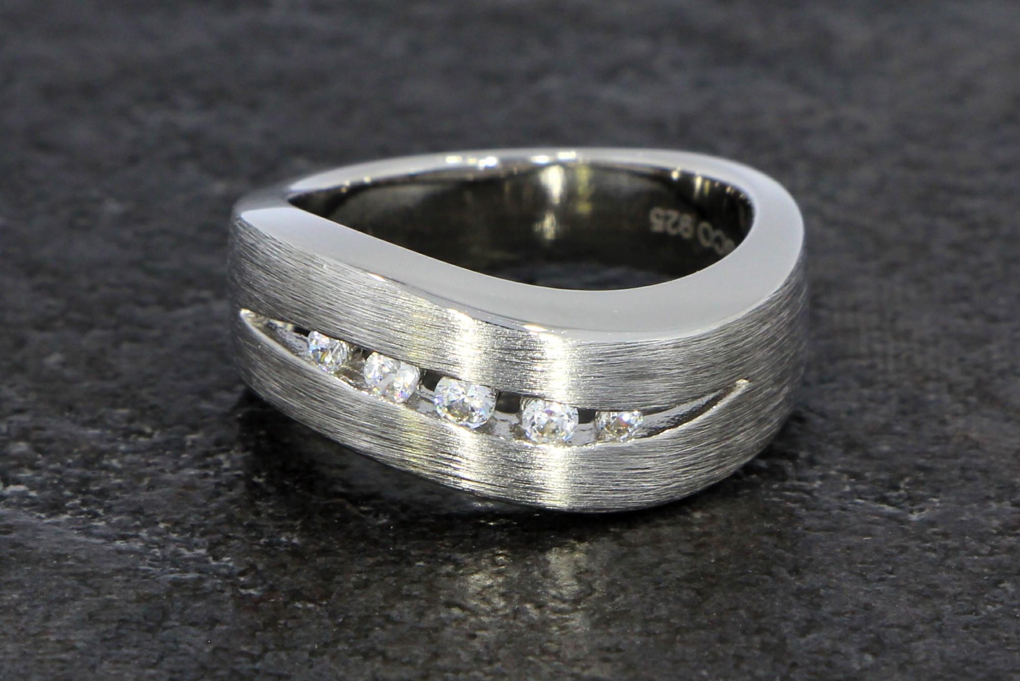 Tootefoto - Hõbesõrmus 925*