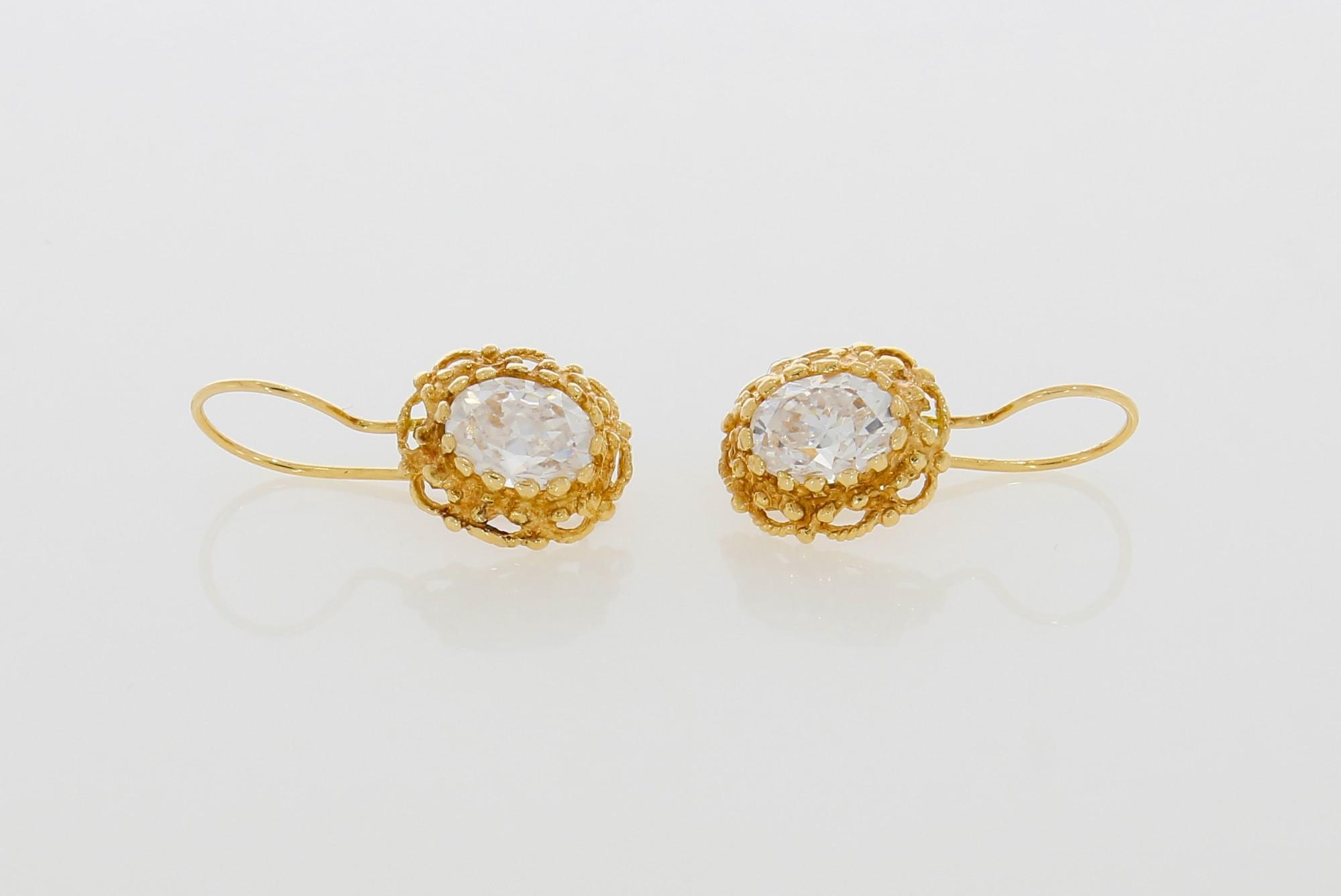 Tootefoto - Kuldkõrvarõngad 585*