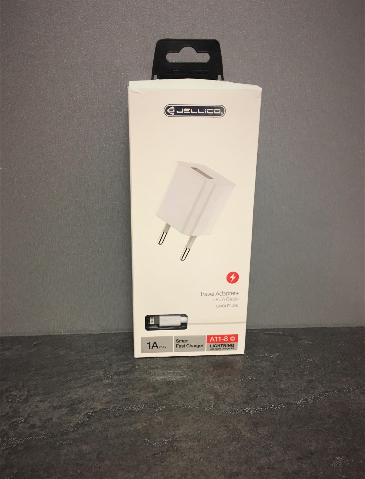 Tootefoto - Laadija Jellico 1A + Lightning USB