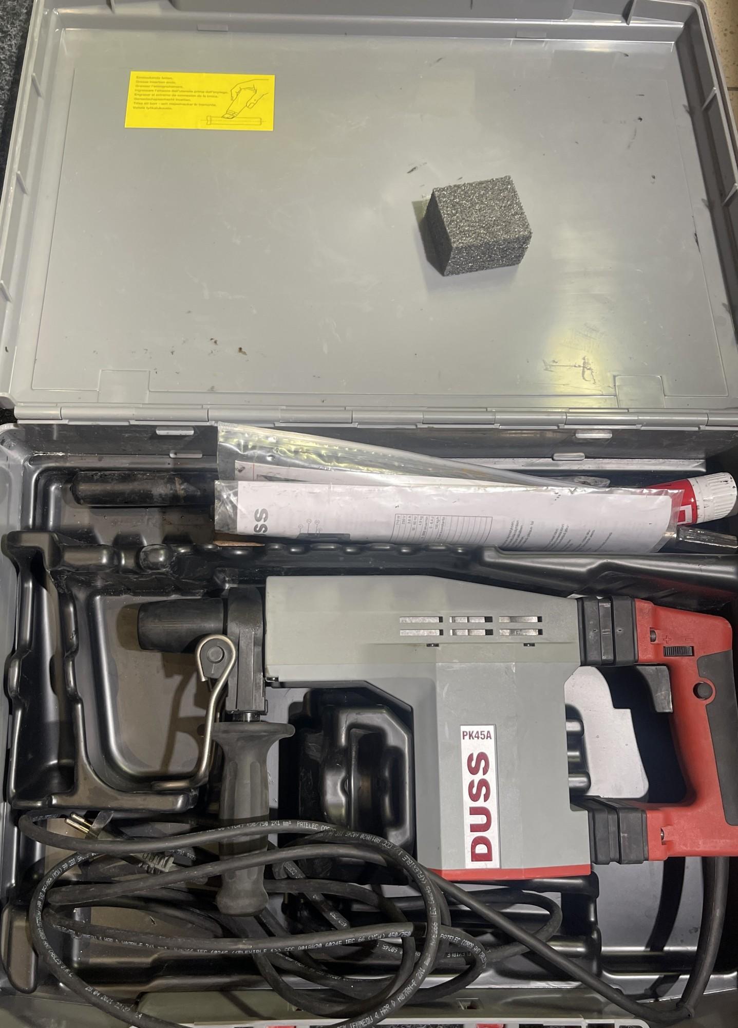 Tootefoto - Meiselhaamer Duss PK 45 A