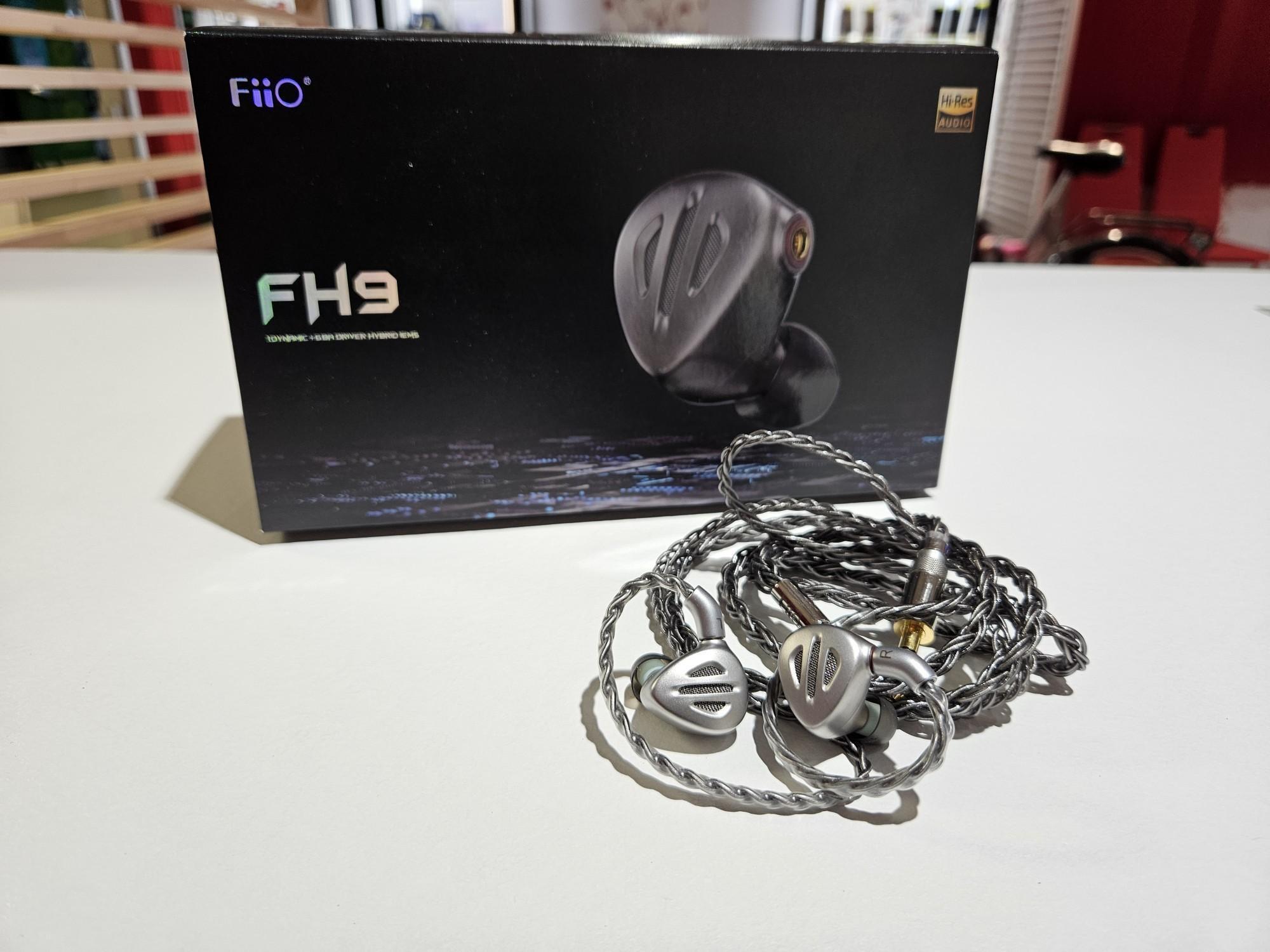 Tootefoto - Kõrvaklapid FiiO FH9