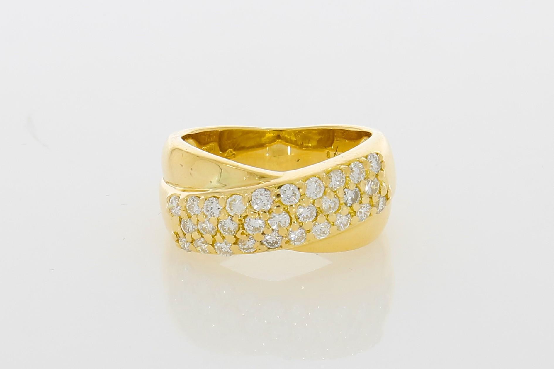 Tootefoto - Kuldsõrmus 750* Briljandid