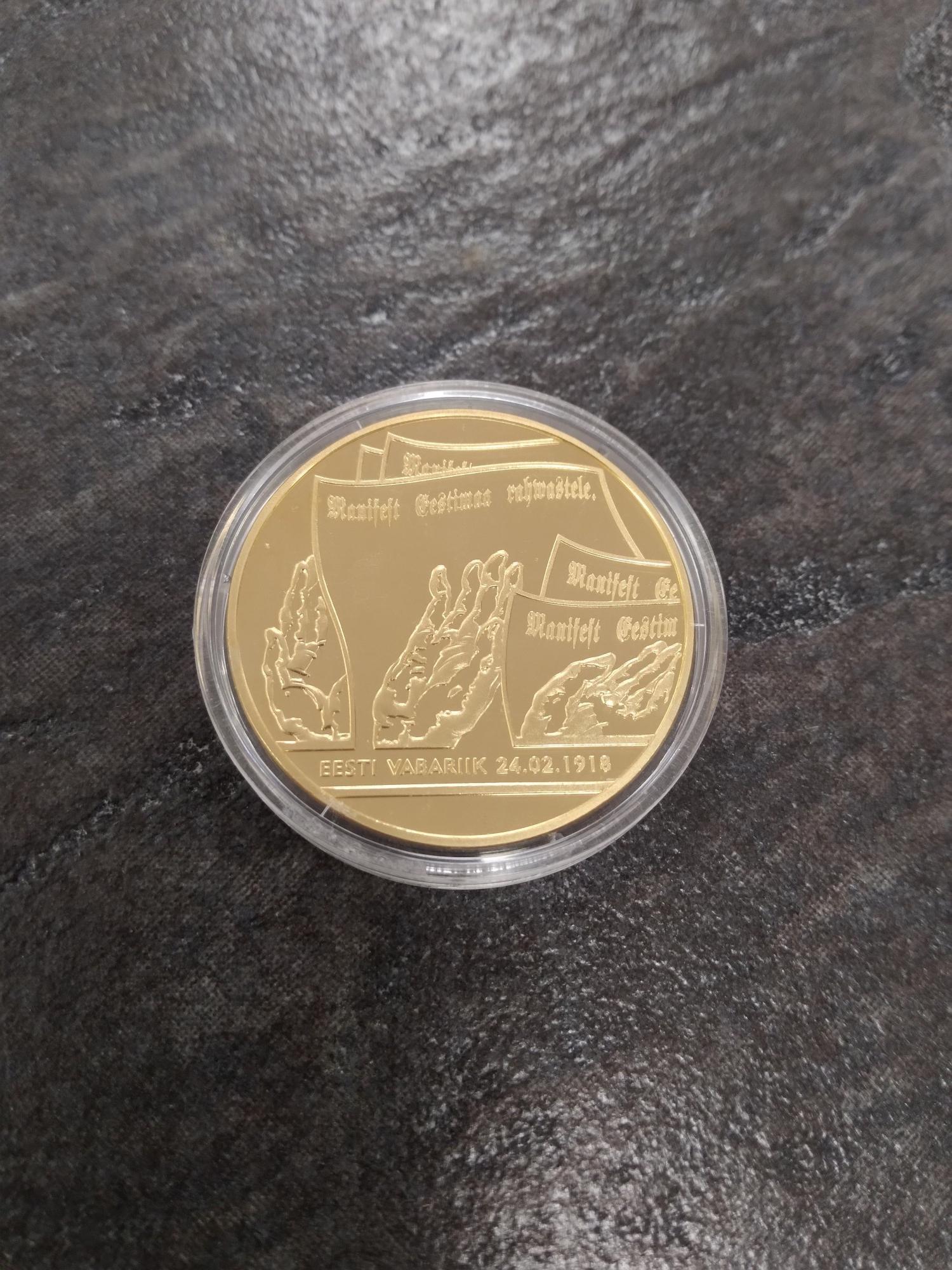 Tootefoto - Medal Eesti Vabariik 24.02