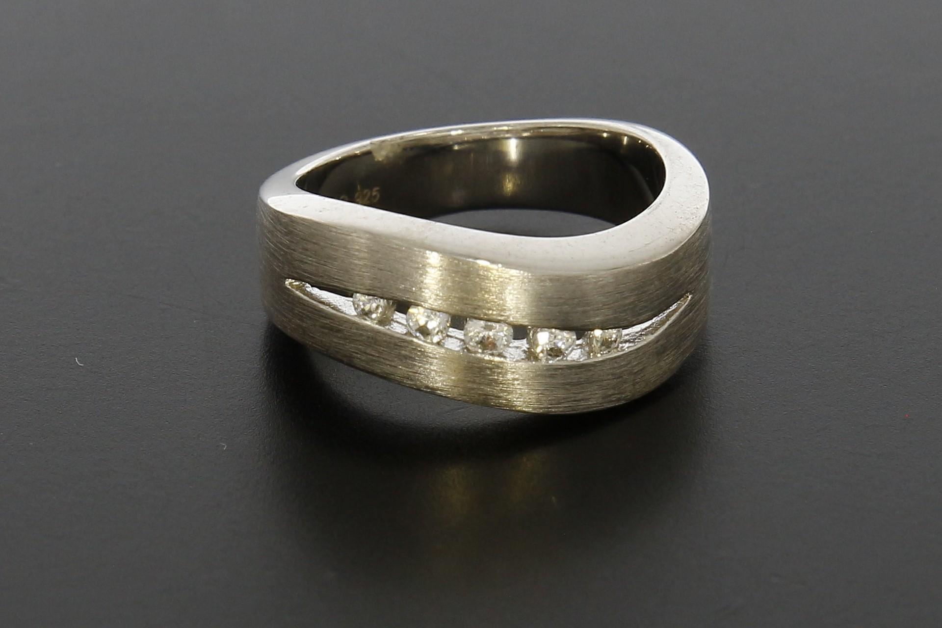 Tootefoto - Hõbesõrmus 925*