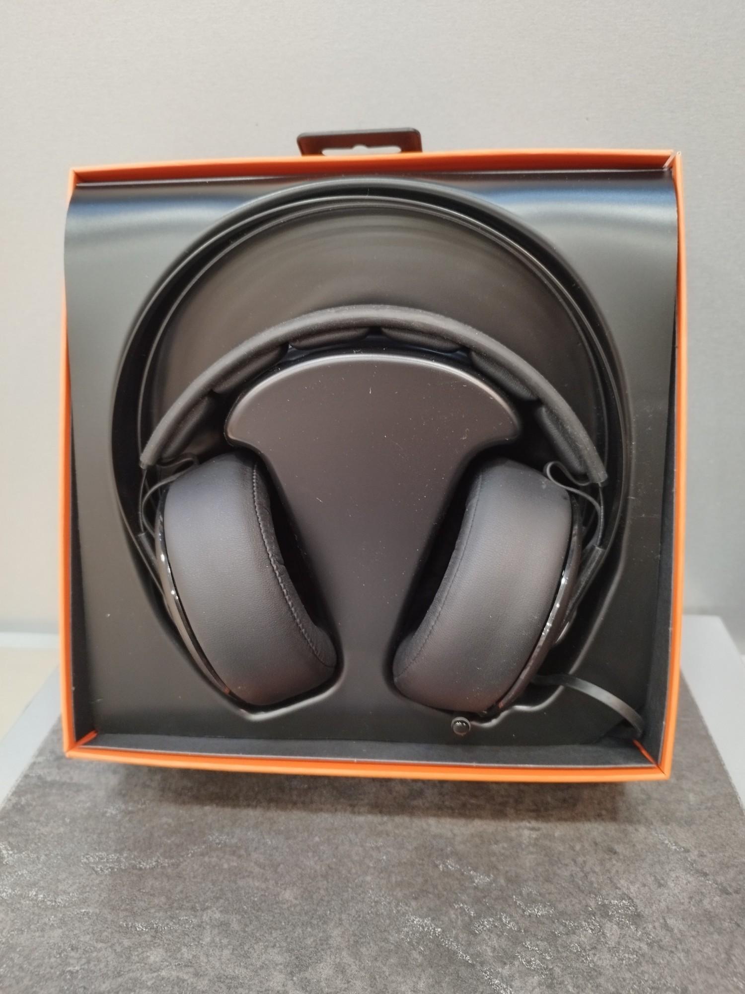 Tootefoto - Kõrvaklapid SteelSeries Siberia 650