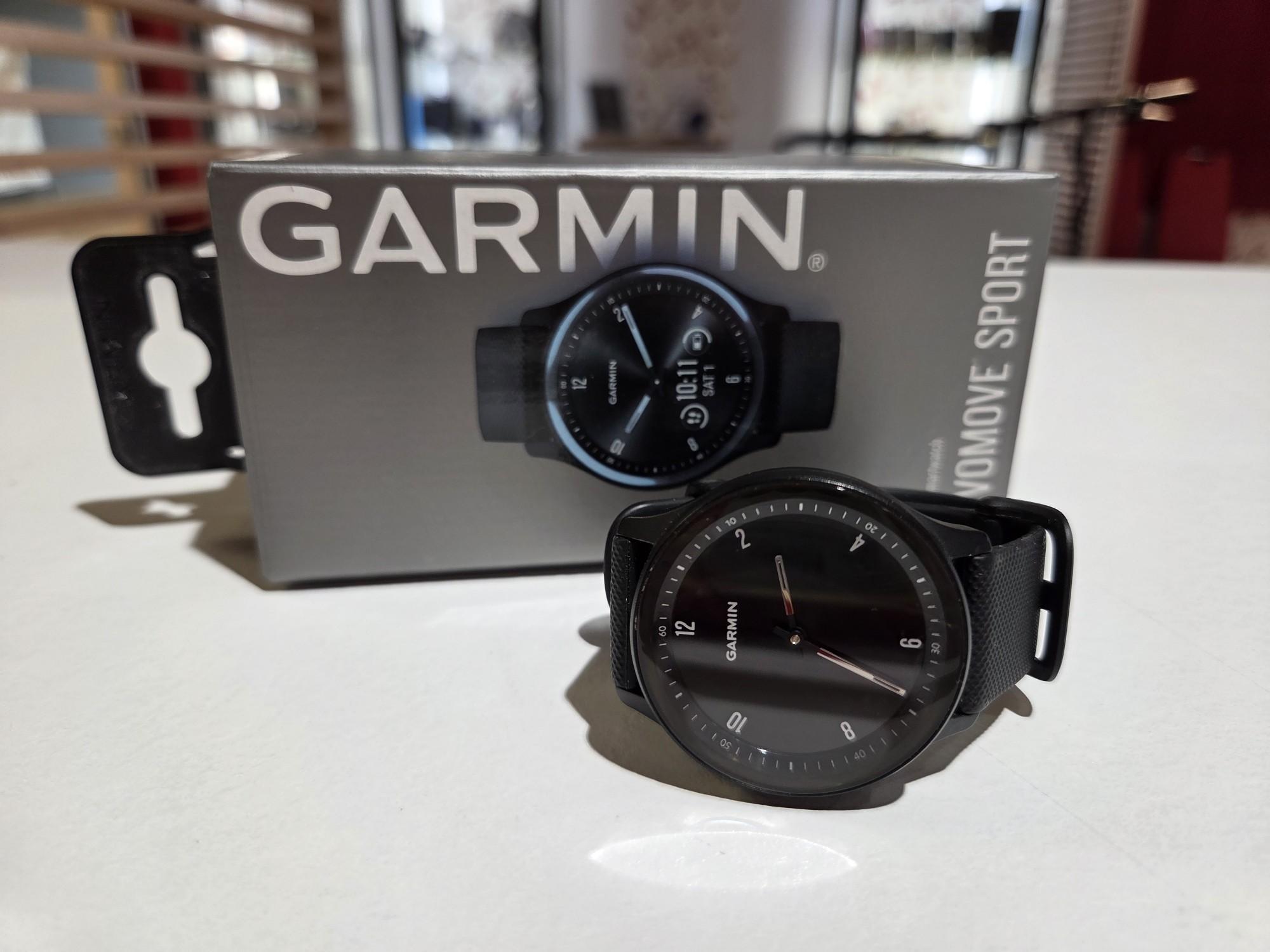 Tootefoto - Nutikell Garmin Vivomove Sport