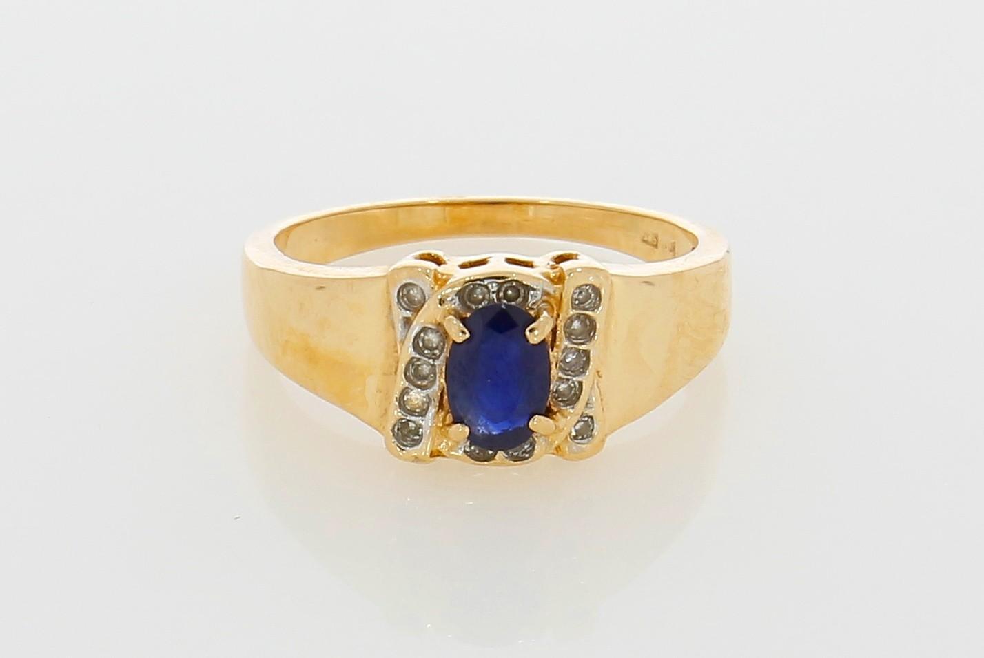 Tootefoto - Kuldsõrmus 585* Briljandid + Safiir