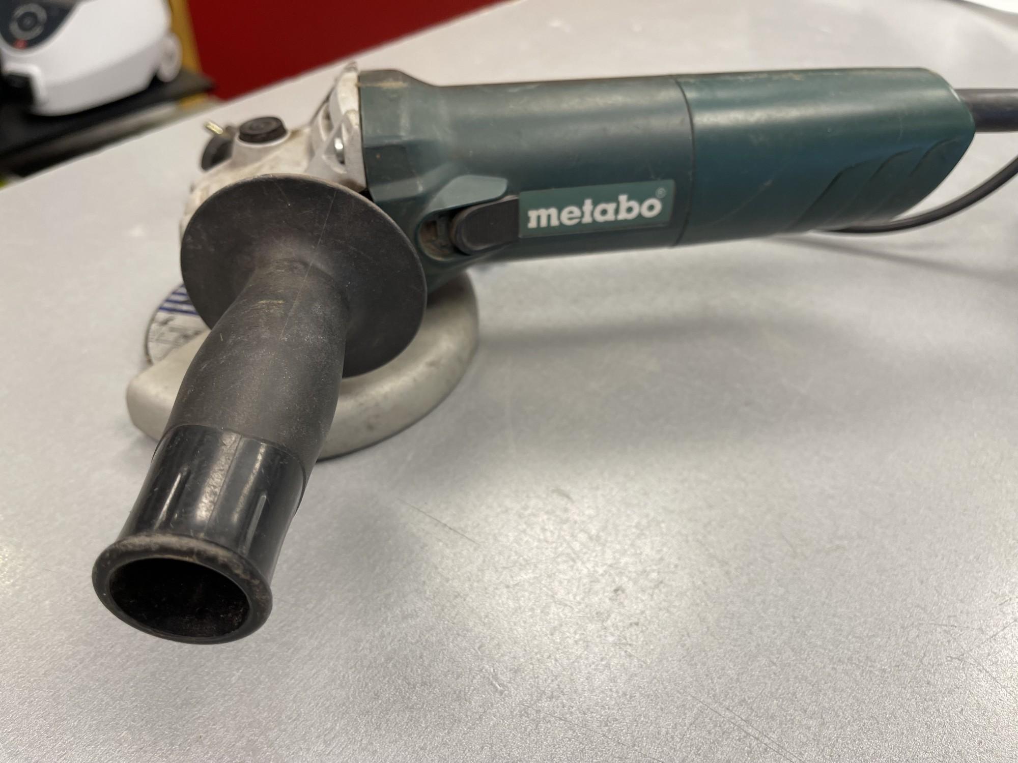 Tootefoto - Ketaslõikur Metabo W680