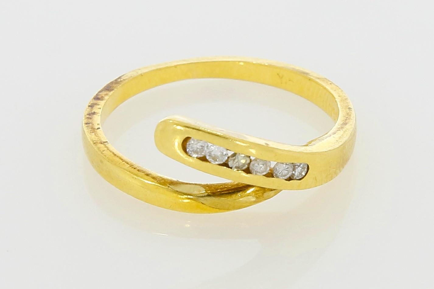 Tootefoto - Kuldsõrmus 750* Briljandid