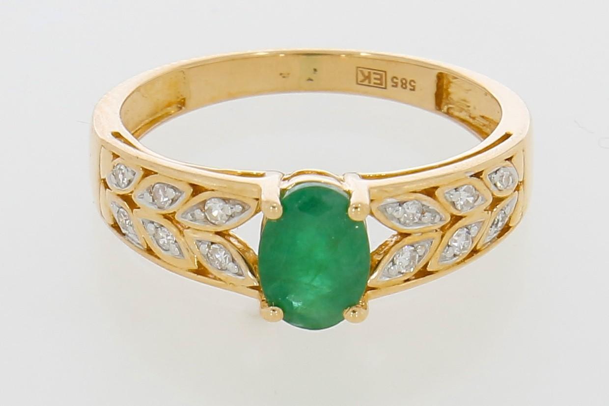 Tootefoto - Kuldsõrmus 585* Smaragd 0.75ct + Briljant 0